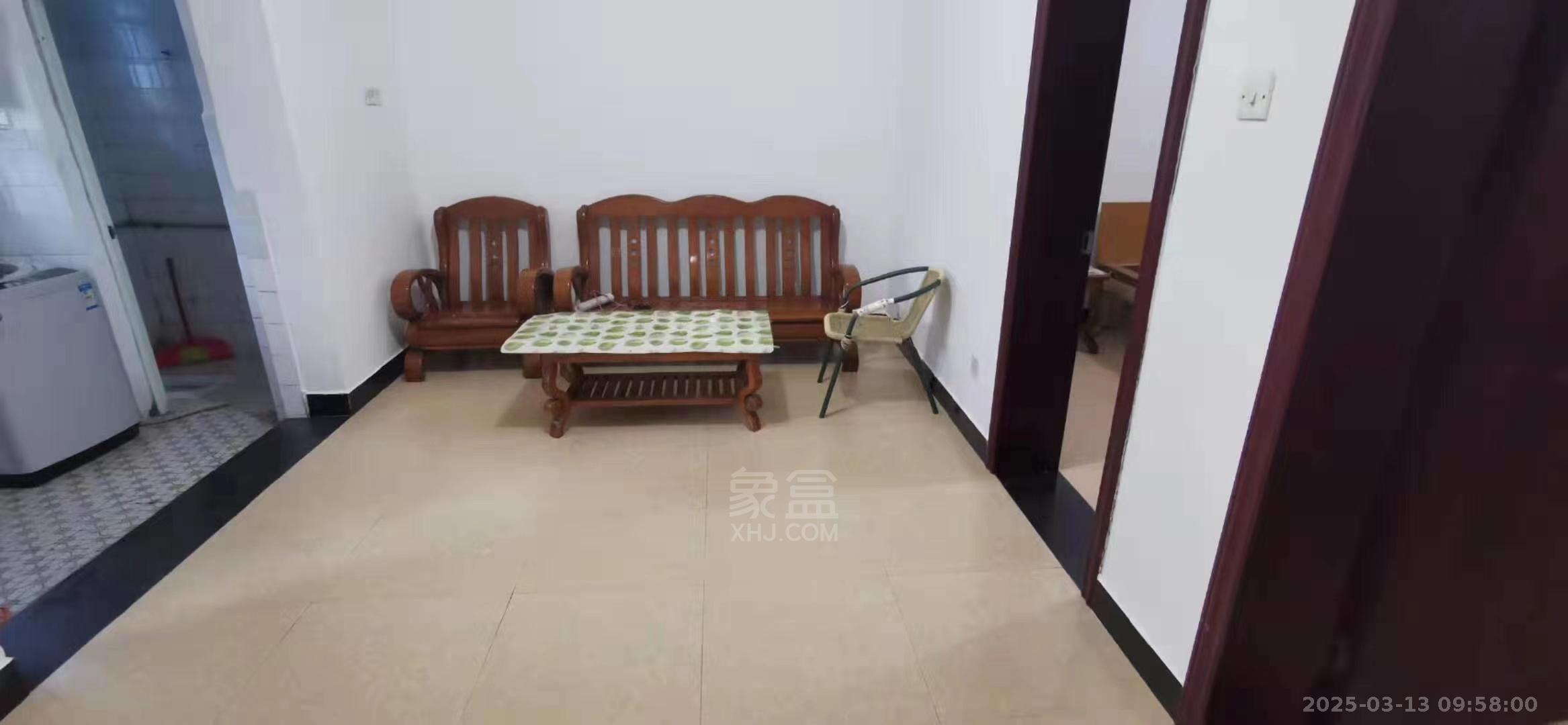 新民二村 2室1厅1卫 900.0元/月 新民二村 2室1厅1卫 900.0元/月室内图