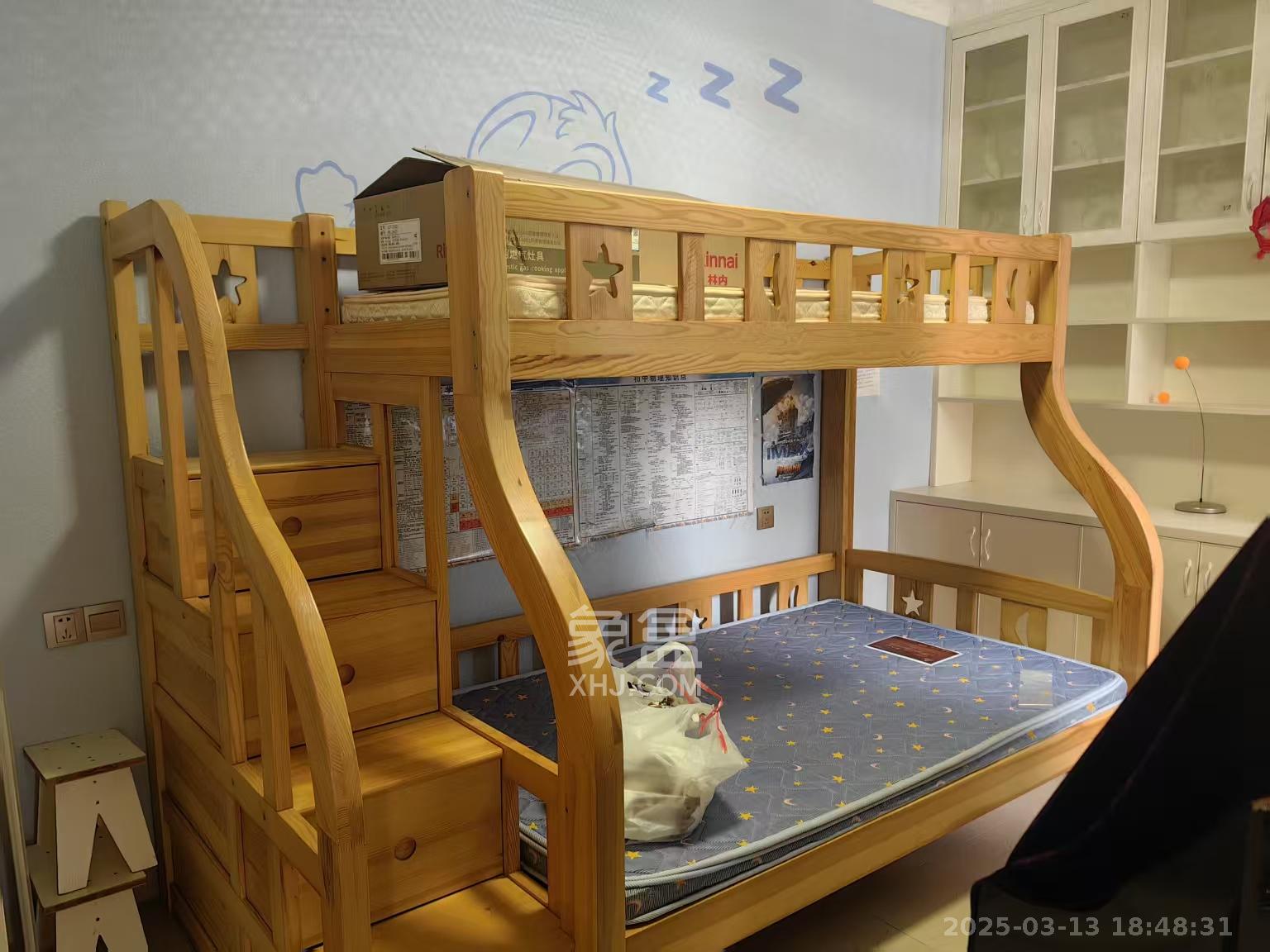 八方小区B区  3室2厅2卫   4800.00元/月室内图