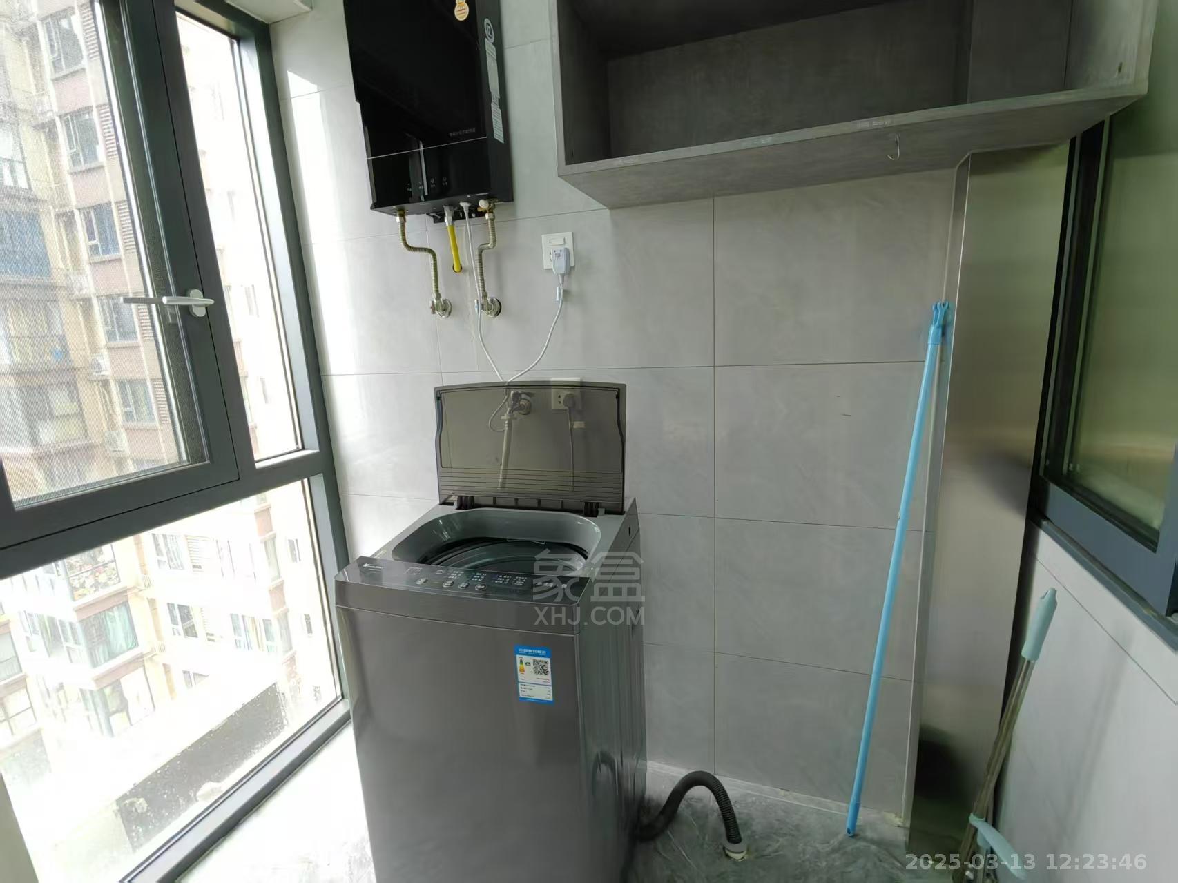 凯风珑城  1室1厅1卫   1400.00元/月室内图