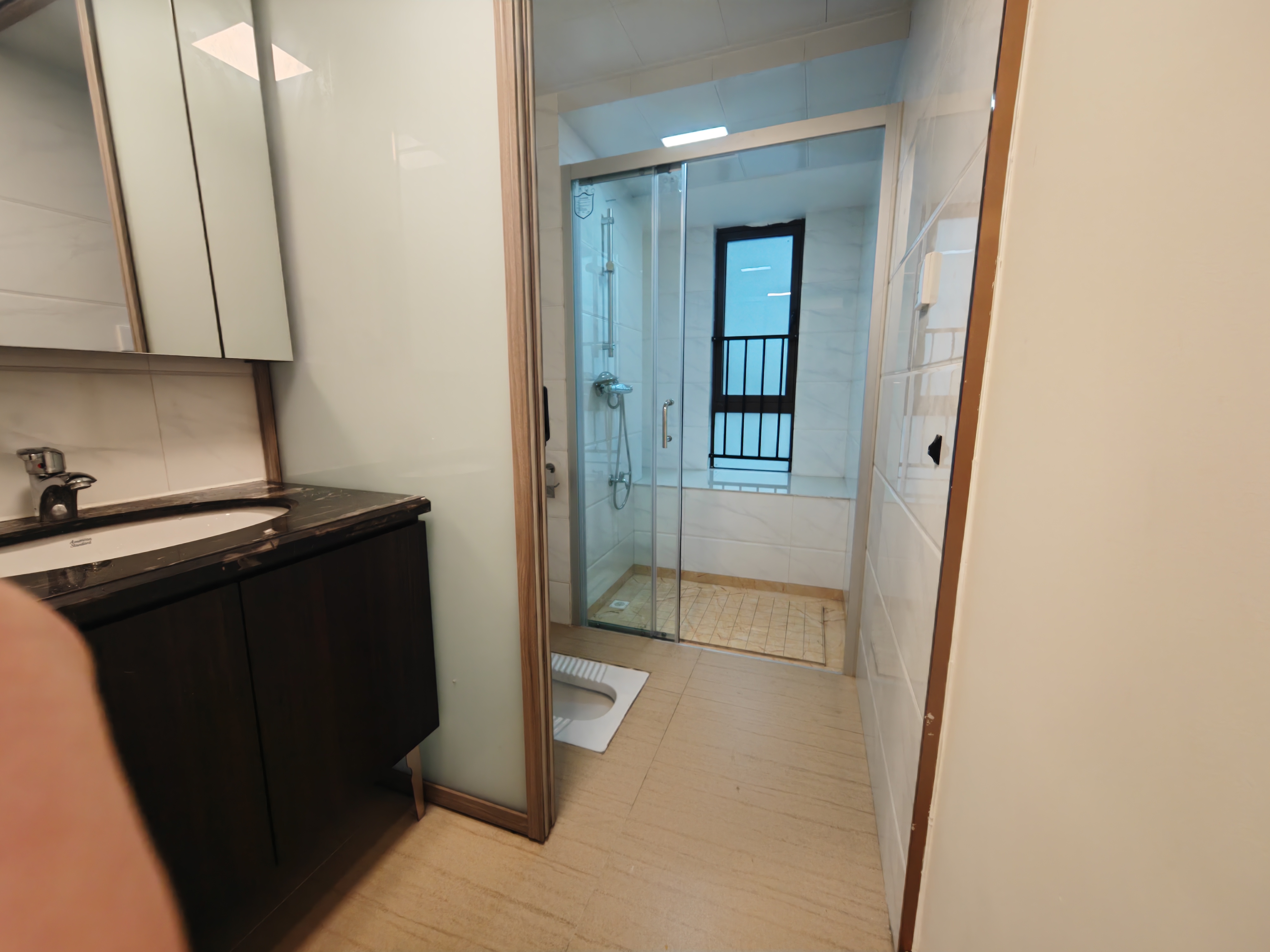 碧桂园酃湖世家 4室2厅2卫 1800.0元/月 碧桂园酃湖世家 4室2厅2卫 1800.0元/月室内图