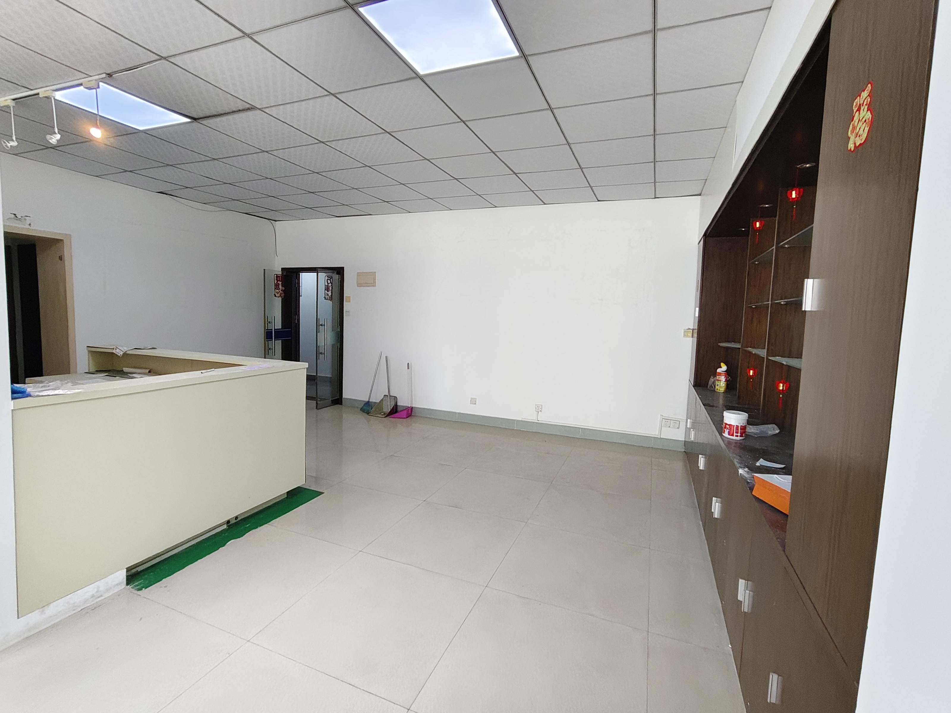 诚田大厦 4室2厅2卫 6000.0元/月 诚田大厦 4室2厅2卫 6000.0元/月室内图