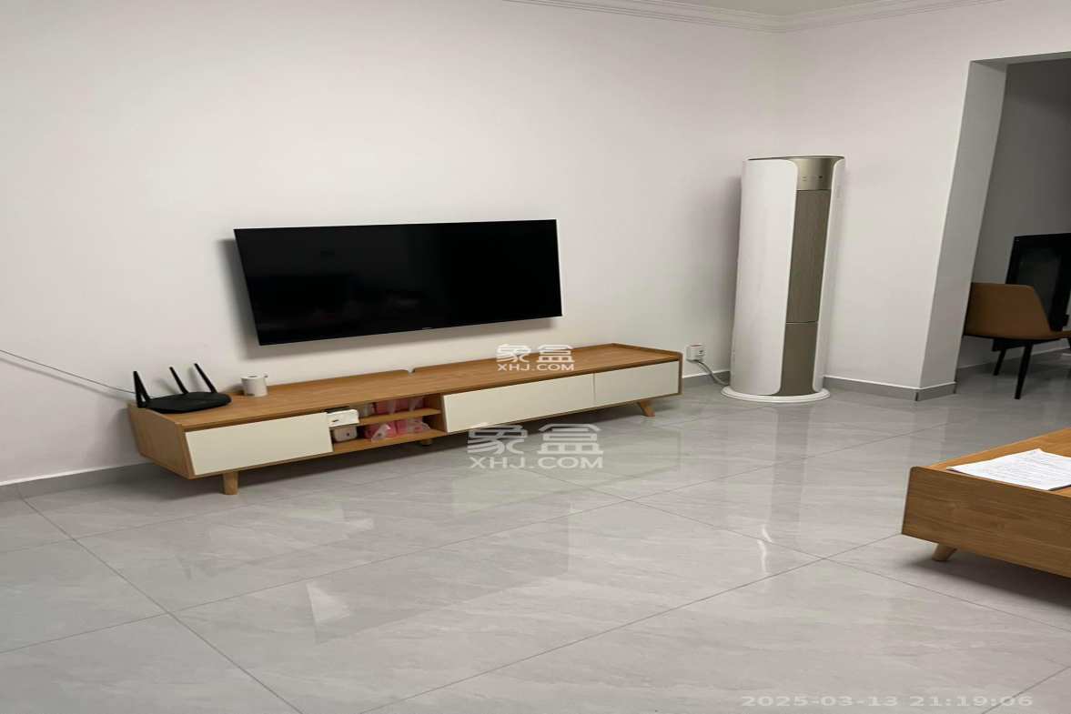 旭日嘉苑  2室2厅1卫    2400.0元/月 旭日嘉苑  2室2厅1卫    2400.0元/月室内图