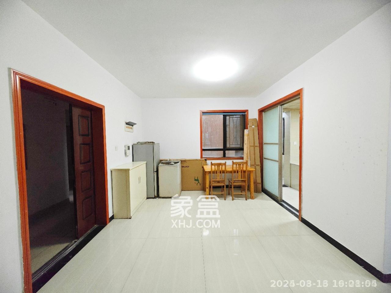 长大卧琥  3室2厅2卫   2900.00元/月