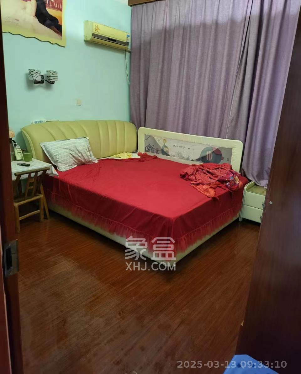 城西安置小区  2室2厅1卫    1100.0元/月 城西安置小区  2室2厅1卫    1100.0元/月室内图