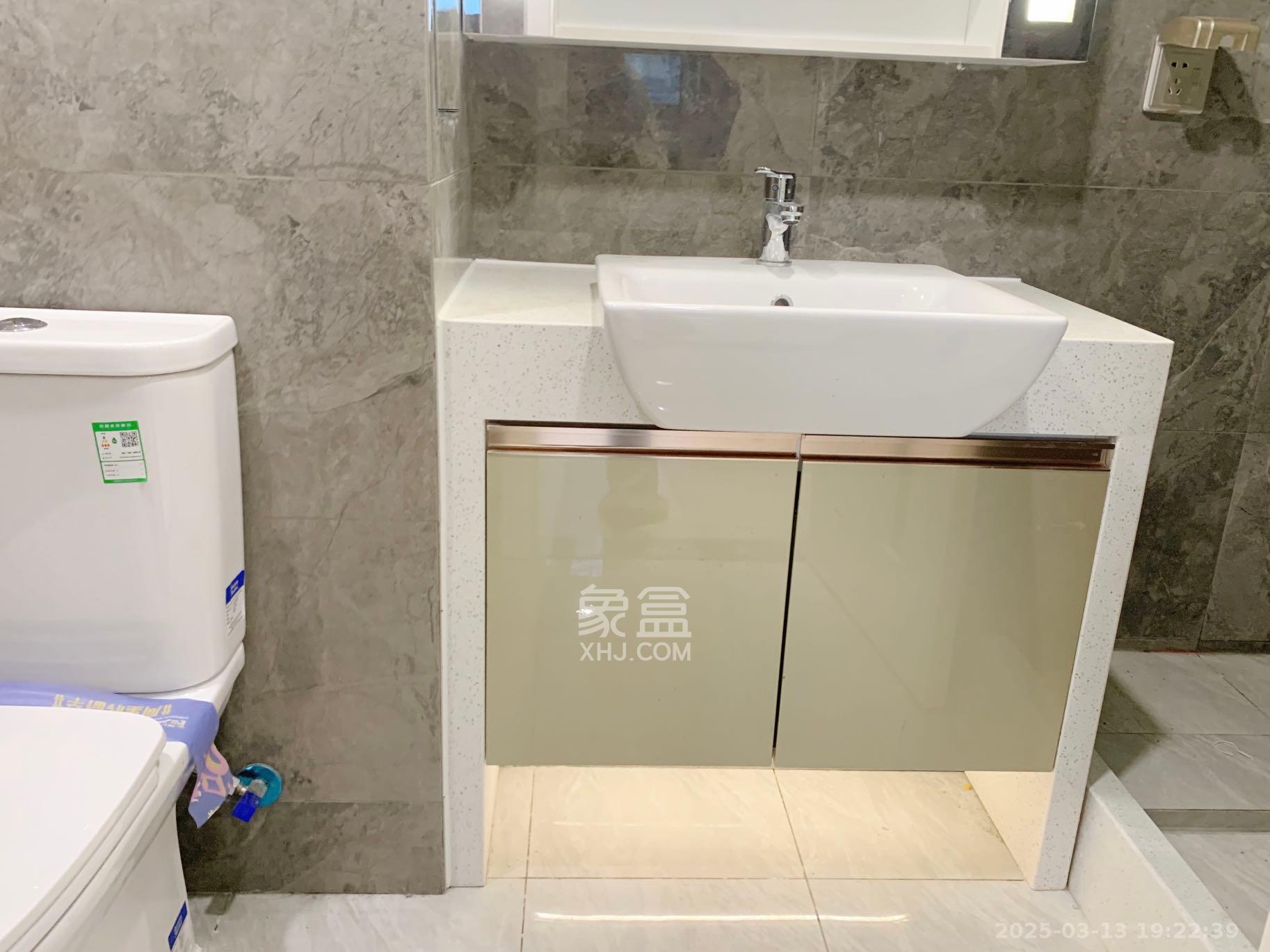 华远华时代 4室2厅1卫 5000.0元/月 华远华时代 4室2厅1卫 5000.0元/月室内图