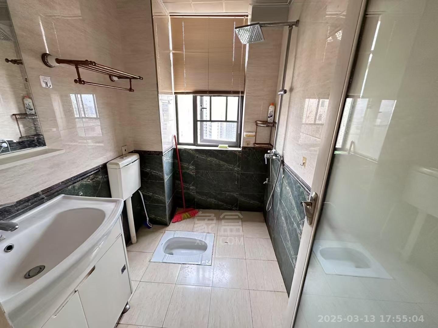 经世龙城 2室1厅1卫 1600.0元/月 经世龙城 2室1厅1卫 1600.0元/月室内图