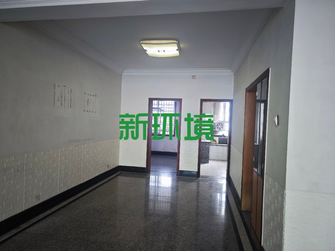 五金建材市场一期  3室2厅1卫   51.80万客厅