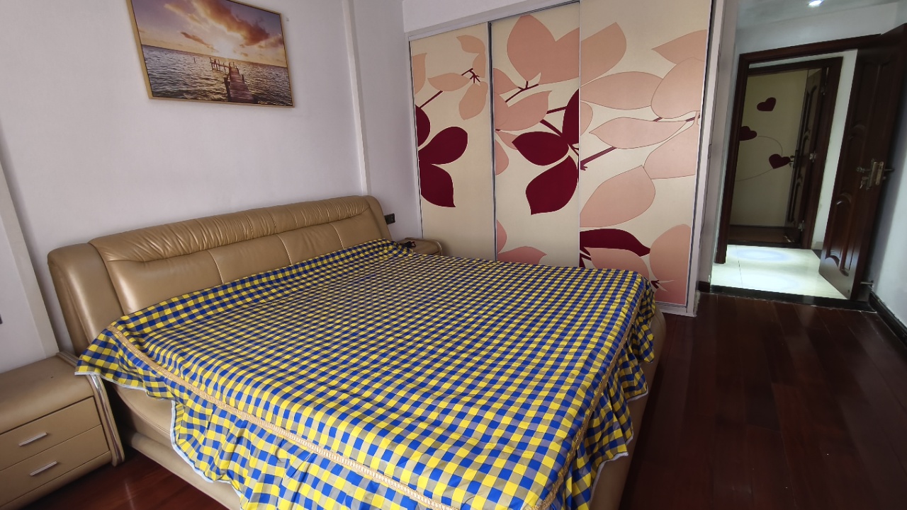 北美阳光城 4室2厅2卫 2600.0元/月 北美阳光城 4室2厅2卫 2600.0元/月室内图