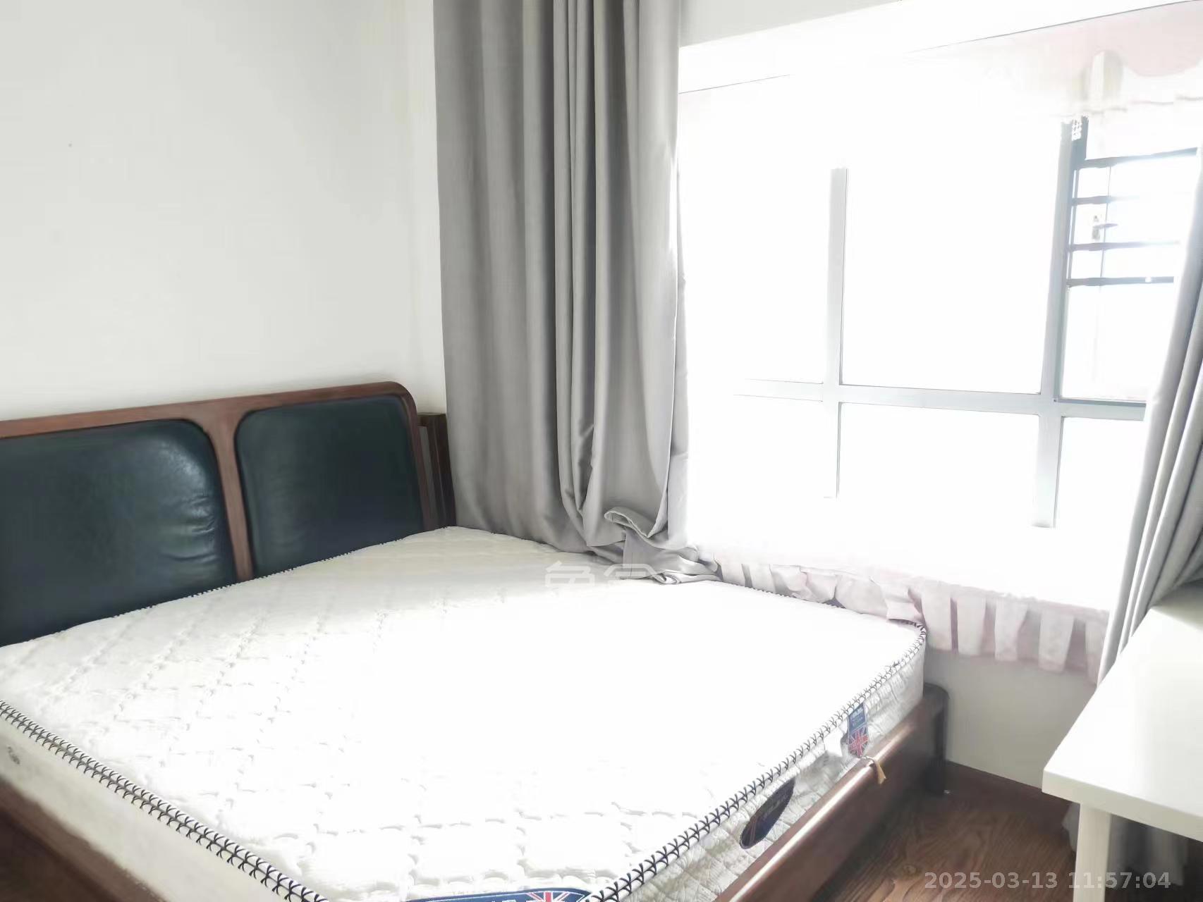 上海城小区  3室2厅1卫   2300.00元/月室内图