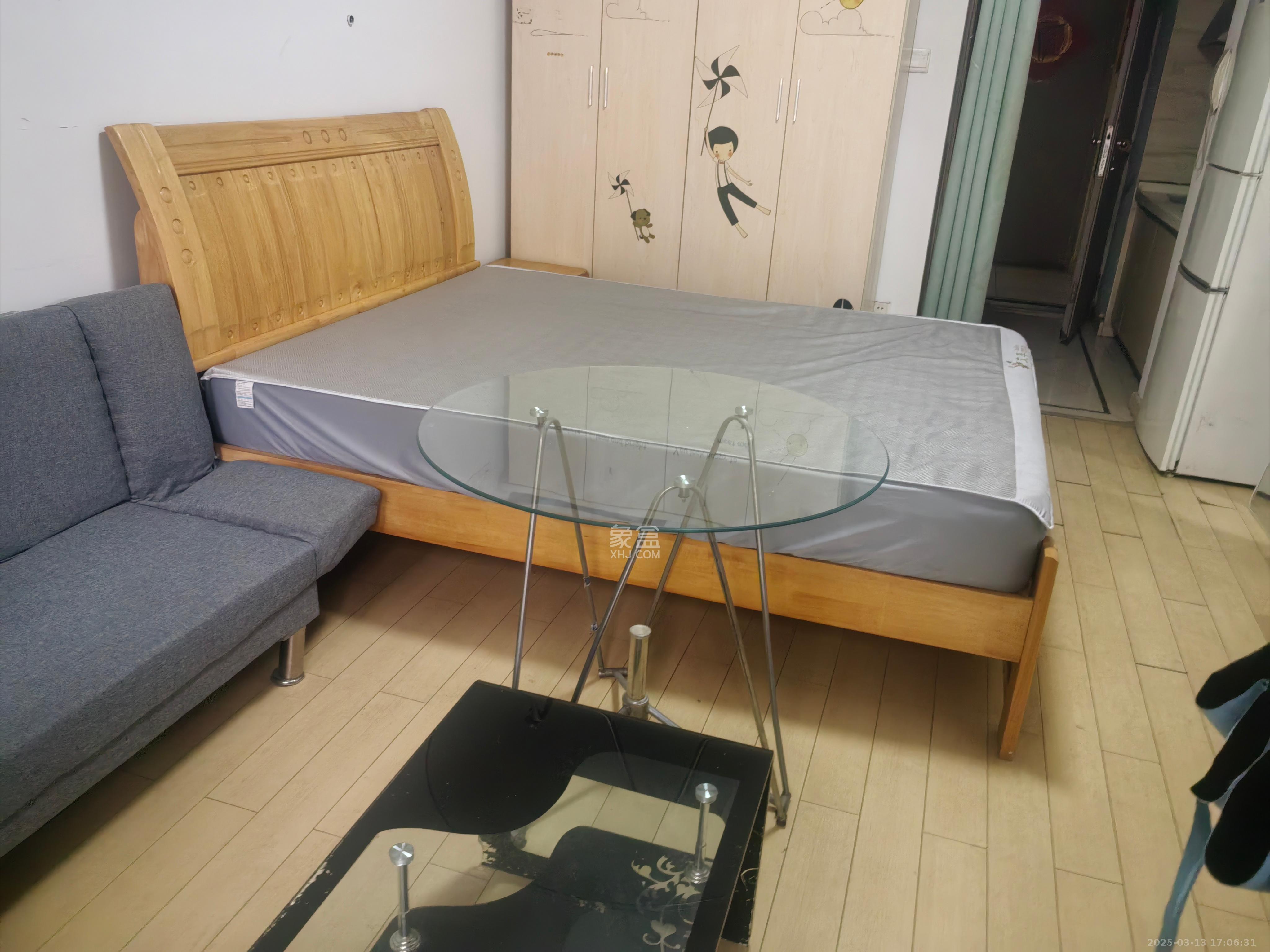 万科城市花园  1室1厅1卫   1400.00元/月室内图