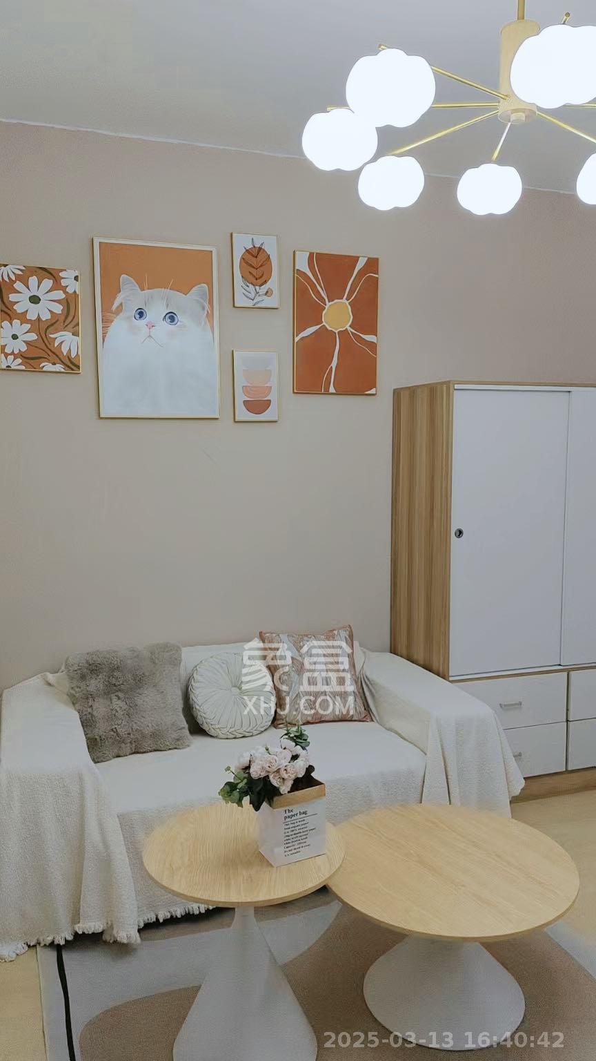 先锋水韵花都  1室1厅1卫   1800.00元/月