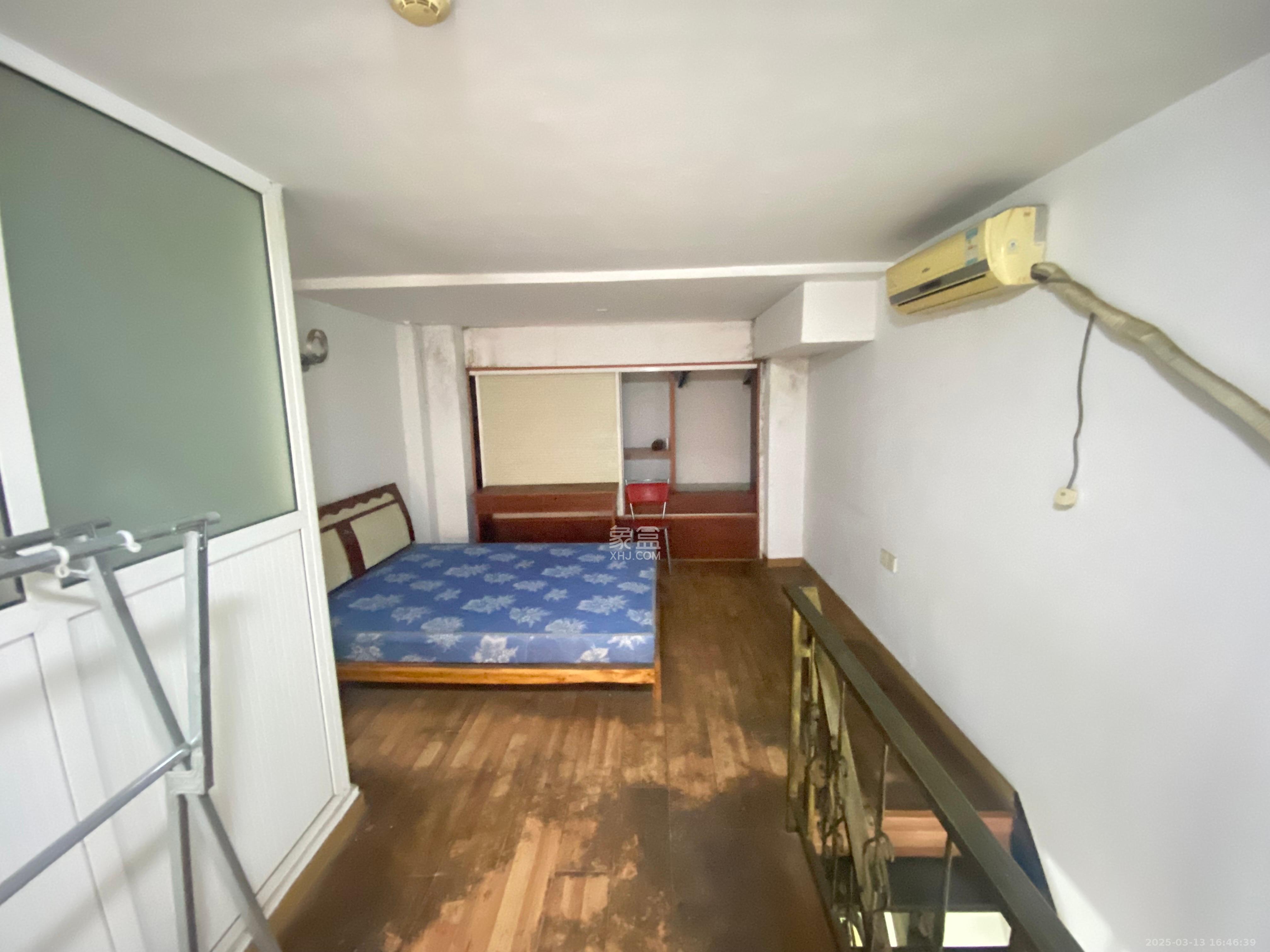 他城（天鸿时代公寓）  1室2厅1卫    1200.0元/月室内图