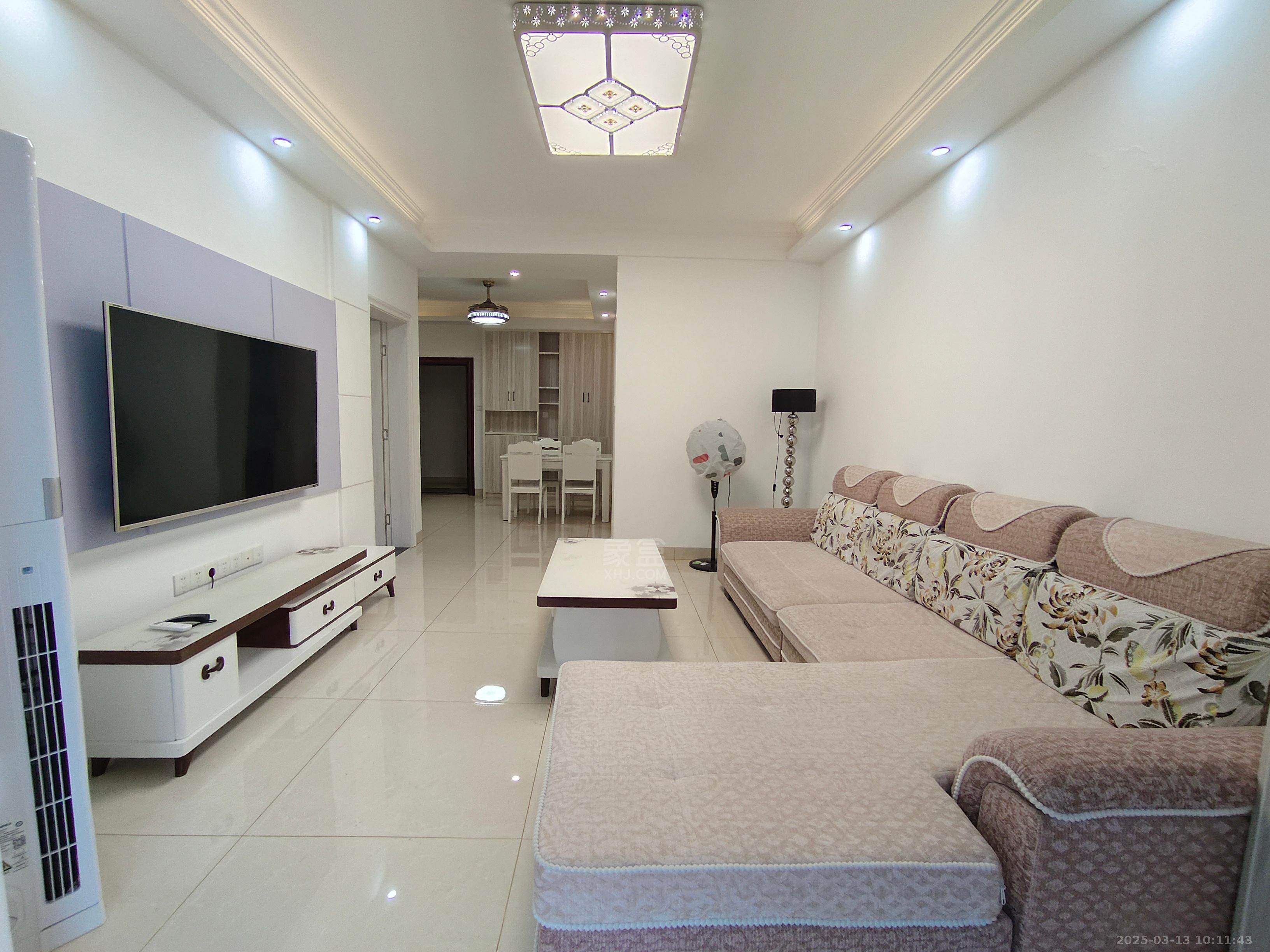 西郡佳园 2室2厅1卫 1700.0元/月 西郡佳园 2室2厅1卫 1700.0元/月室内图