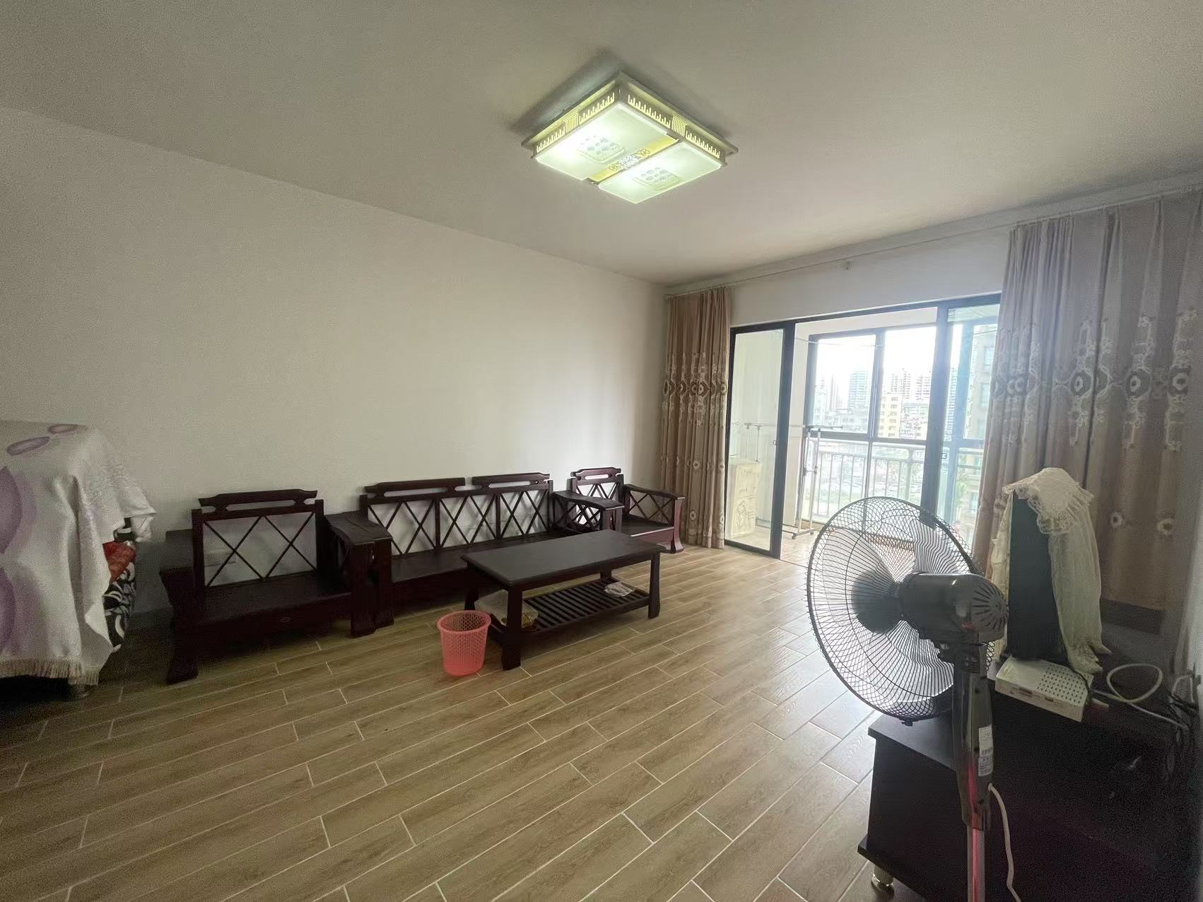 金城万花坊  3室2厅2卫    155.0万 金城万花坊  3室2厅2卫    155.0万室内图