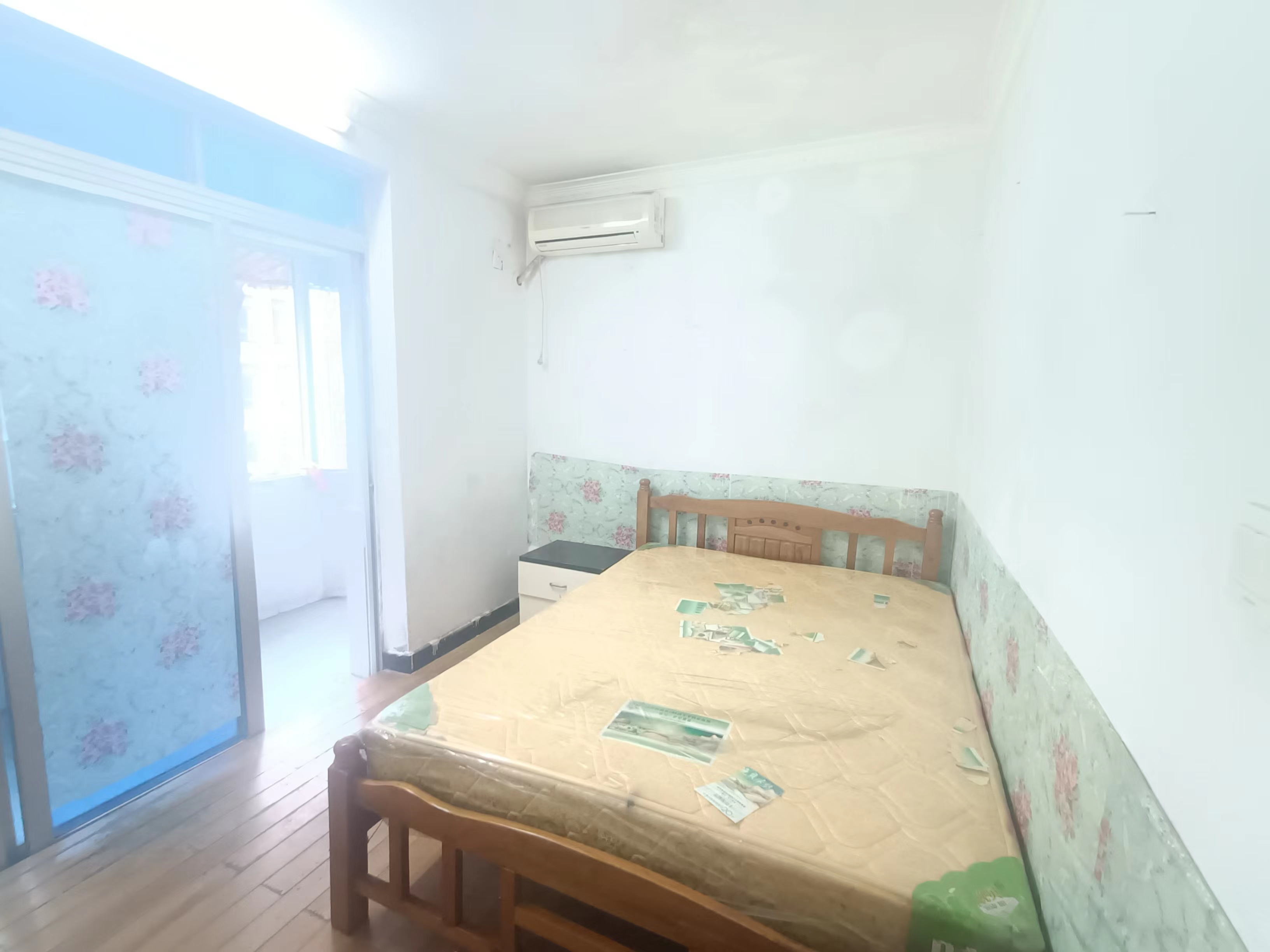 富成大厦 2室1厅1卫 2400.0元/月 富成大厦 2室1厅1卫 2400.0元/月室内图