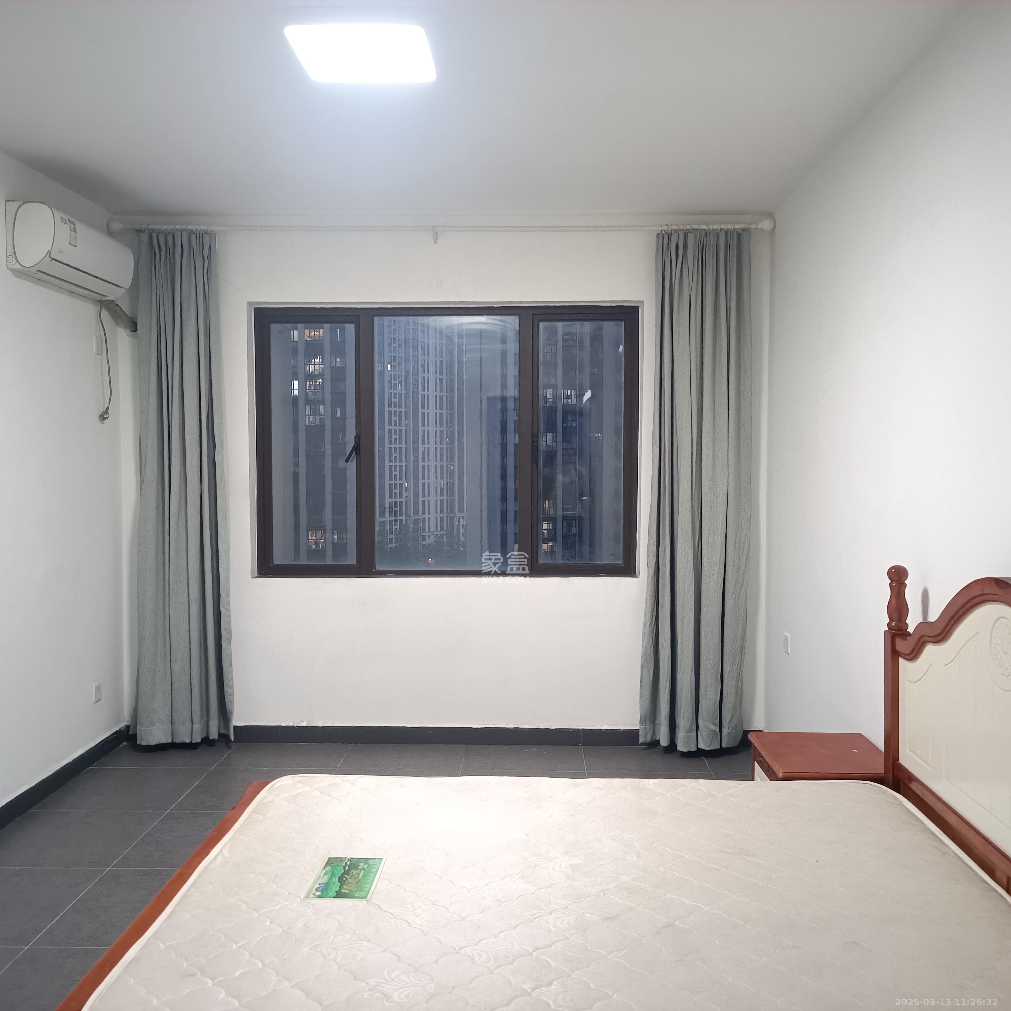 和泓梅溪四季  4室2厅2卫    2800.0元/月 和泓梅溪四季  4室2厅2卫    2800.0元/月室内图