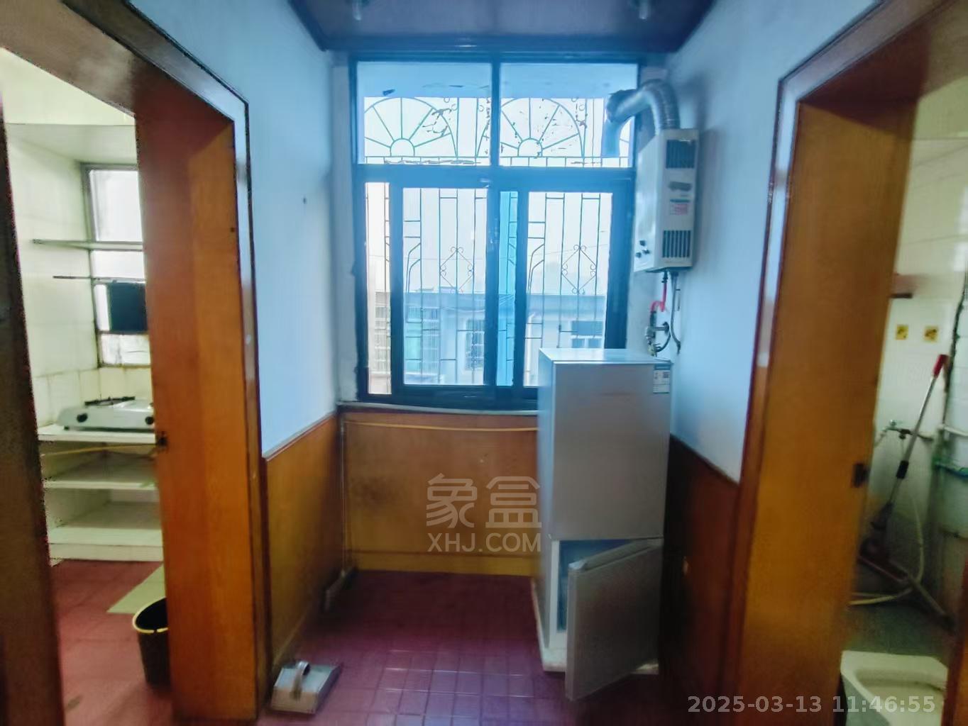 石峰区银苑小区建设一村 2室1厅1卫 700.0元/月 石峰区银苑小区建设一村 2室1厅1卫 700.0元/月室内图