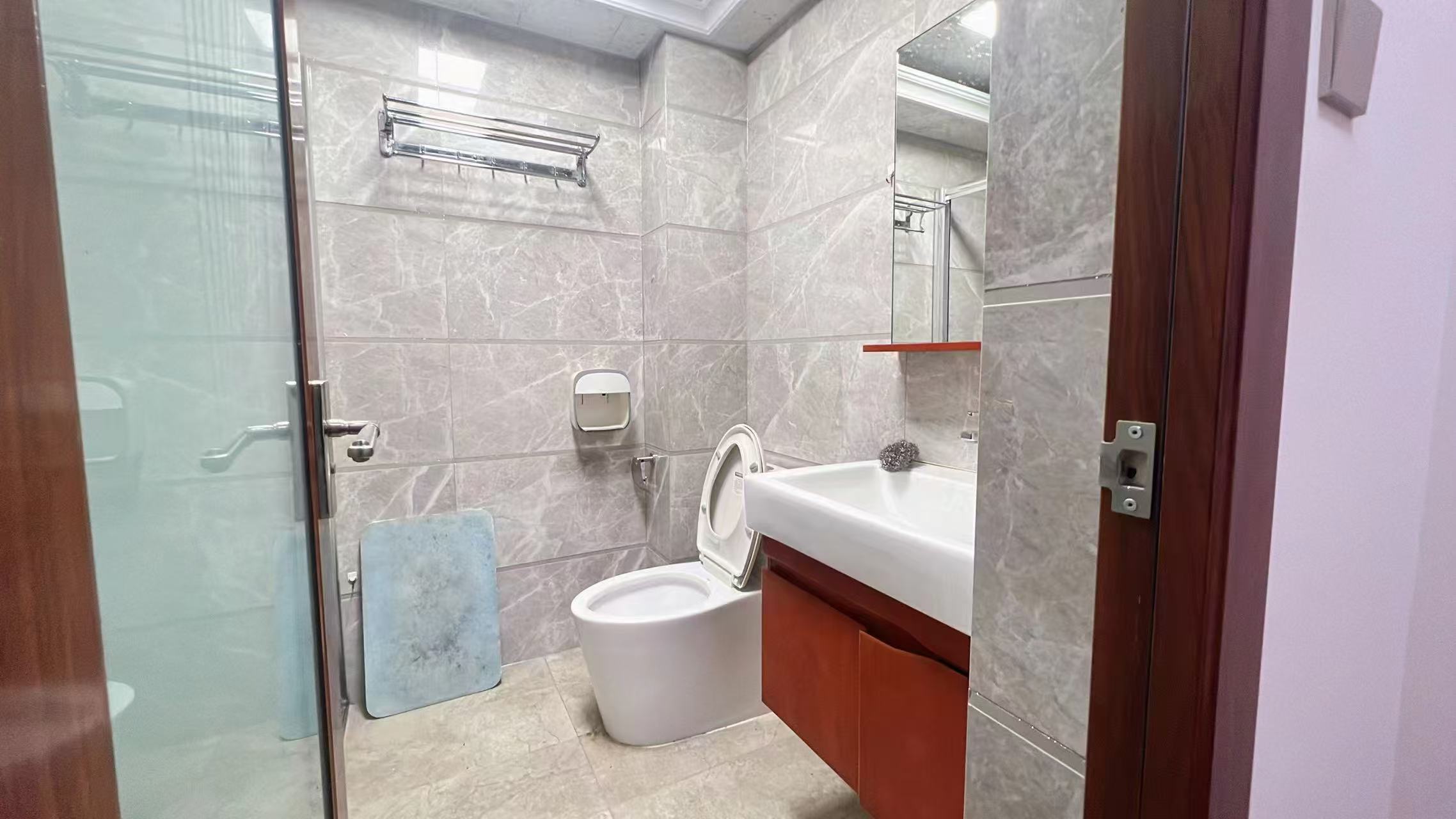 国兴城(B区) 3室2厅2卫 4500.0元/月 国兴城(B区) 3室2厅2卫 4500.0元/月室内图