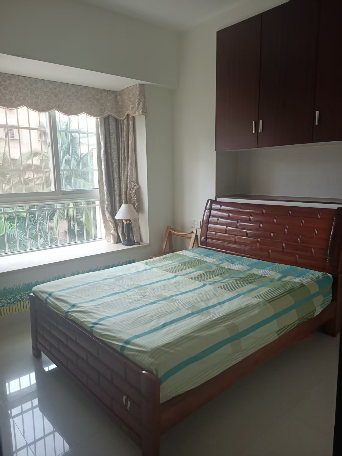 水岸兰亭 2室1厅1卫 70.0万 水岸兰亭 2室1厅1卫 70.0万客厅