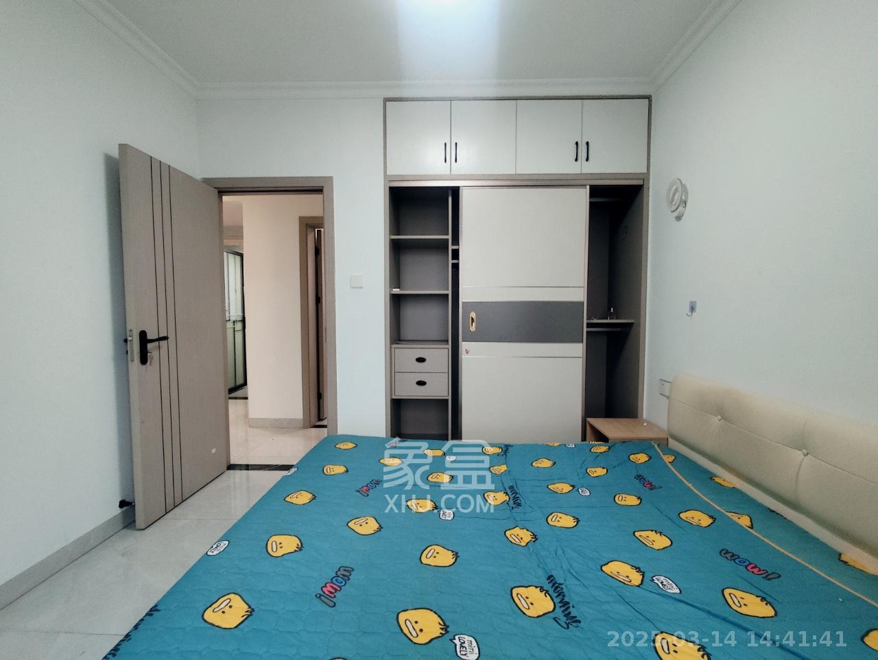 海德公园 4室2厅1卫 2700.0元/月 海德公园 4室2厅1卫 2700.0元/月室内图