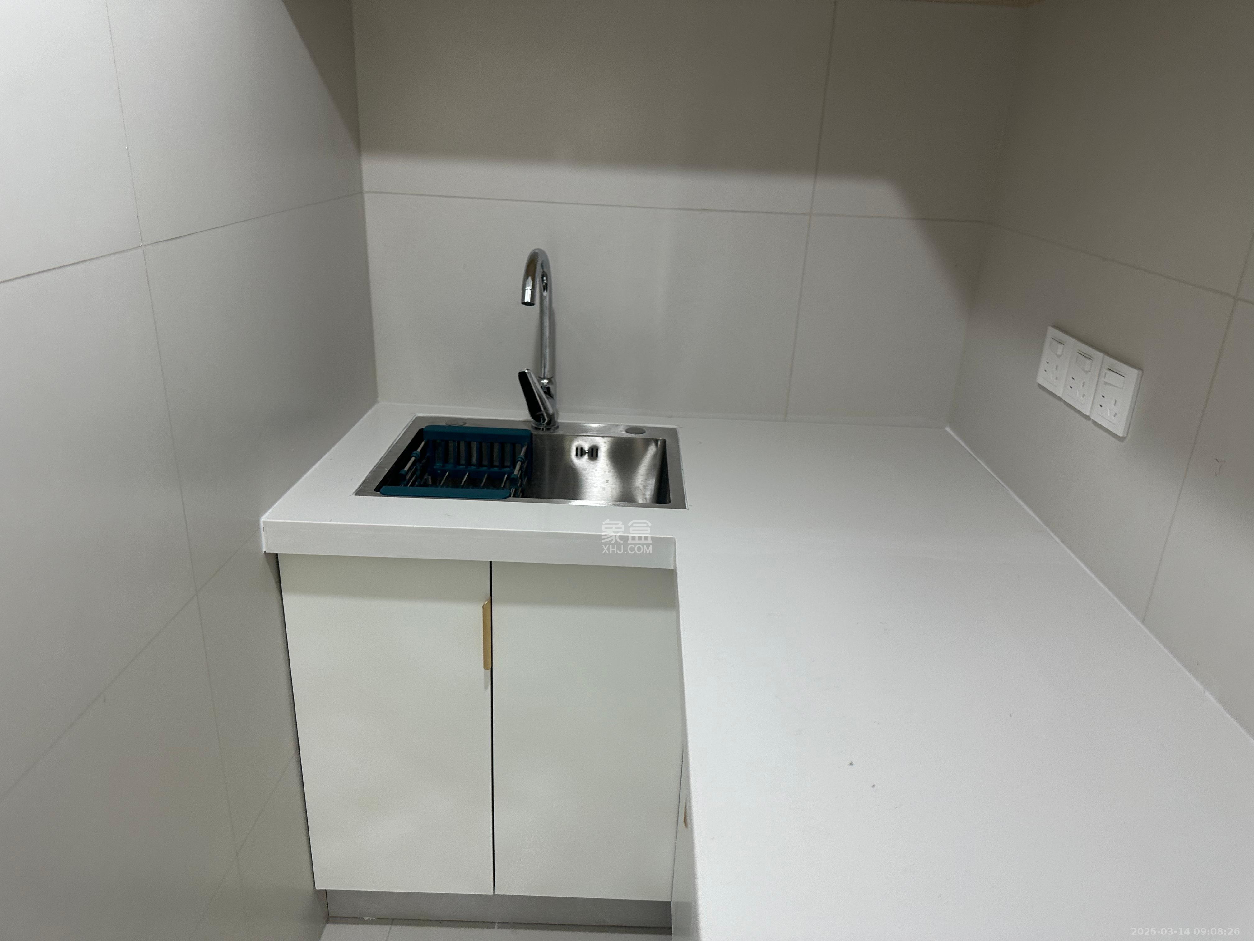 清控湖山雅居北区  1室1厅1卫   1330.00元/月室内图