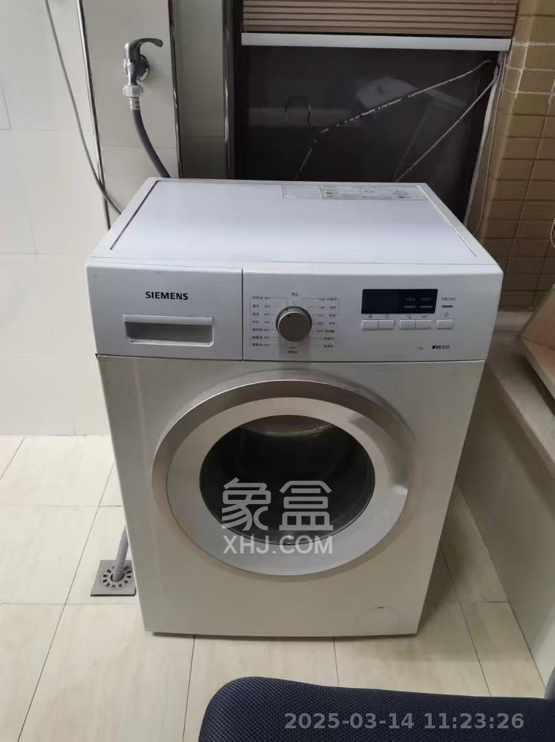 欧莱雅郡 3室2厅1卫 2000.0元/月 欧莱雅郡 3室2厅1卫 2000.0元/月室内图