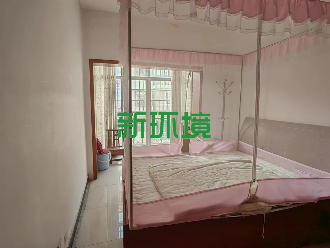 福源小区 2室2厅1卫 33.5万 福源小区 2室2厅1卫 33.5万客厅