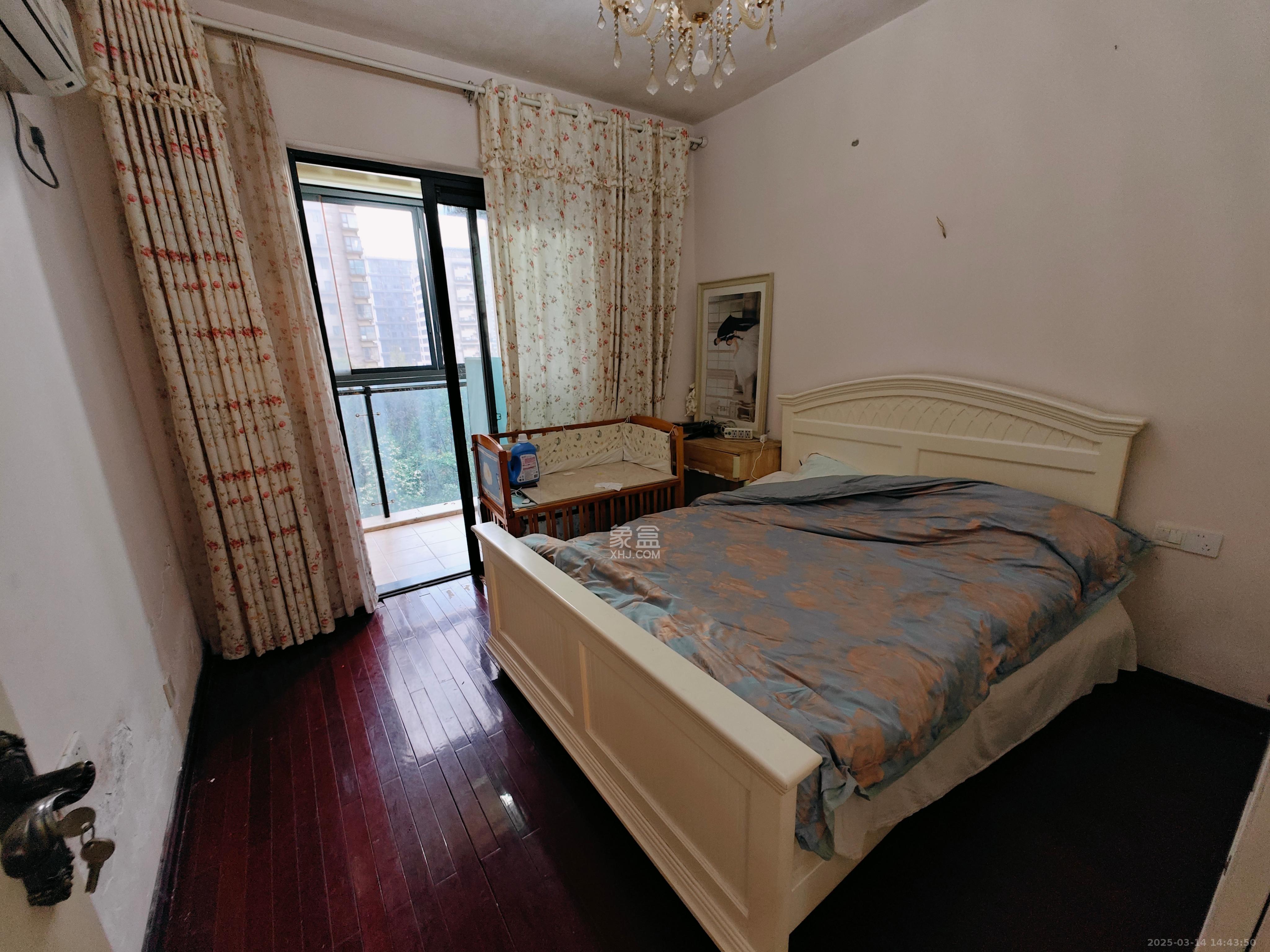 博林金谷 3室2厅1卫 2600.0元/月 博林金谷 3室2厅1卫 2600.0元/月室内图