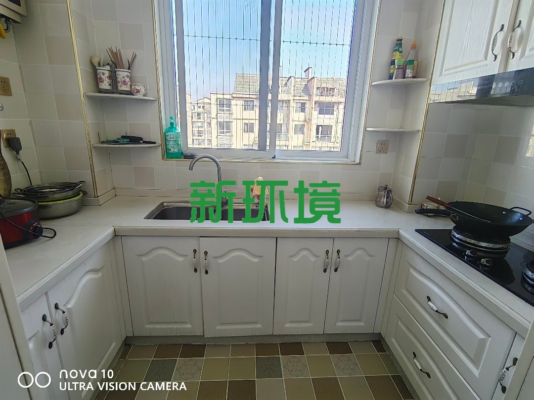 阳光水岸 4室2厅2卫 2600.0元/月 阳光水岸 4室2厅2卫 2600.0元/月室内图