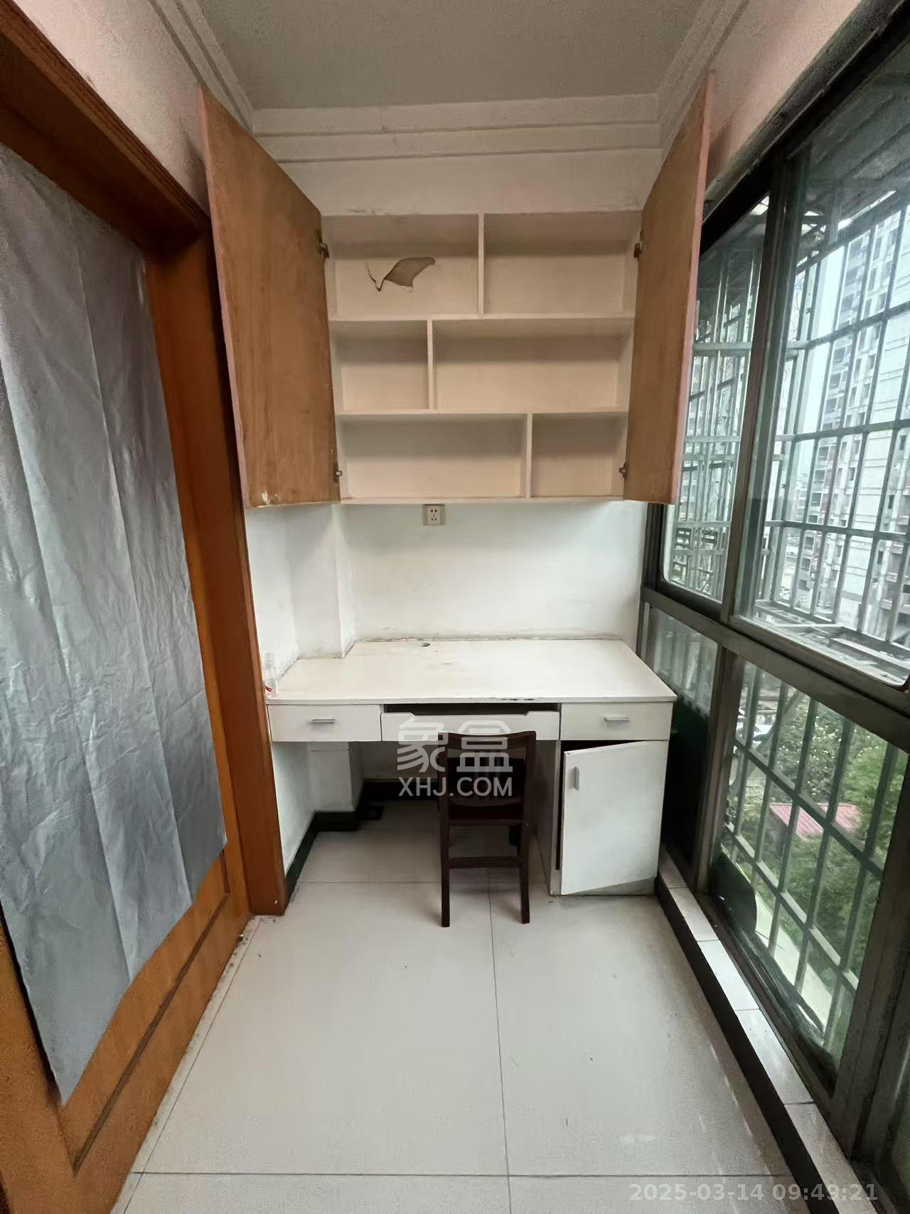 鑫湘佳园  2室1厅1卫   1800.00元/月室内图