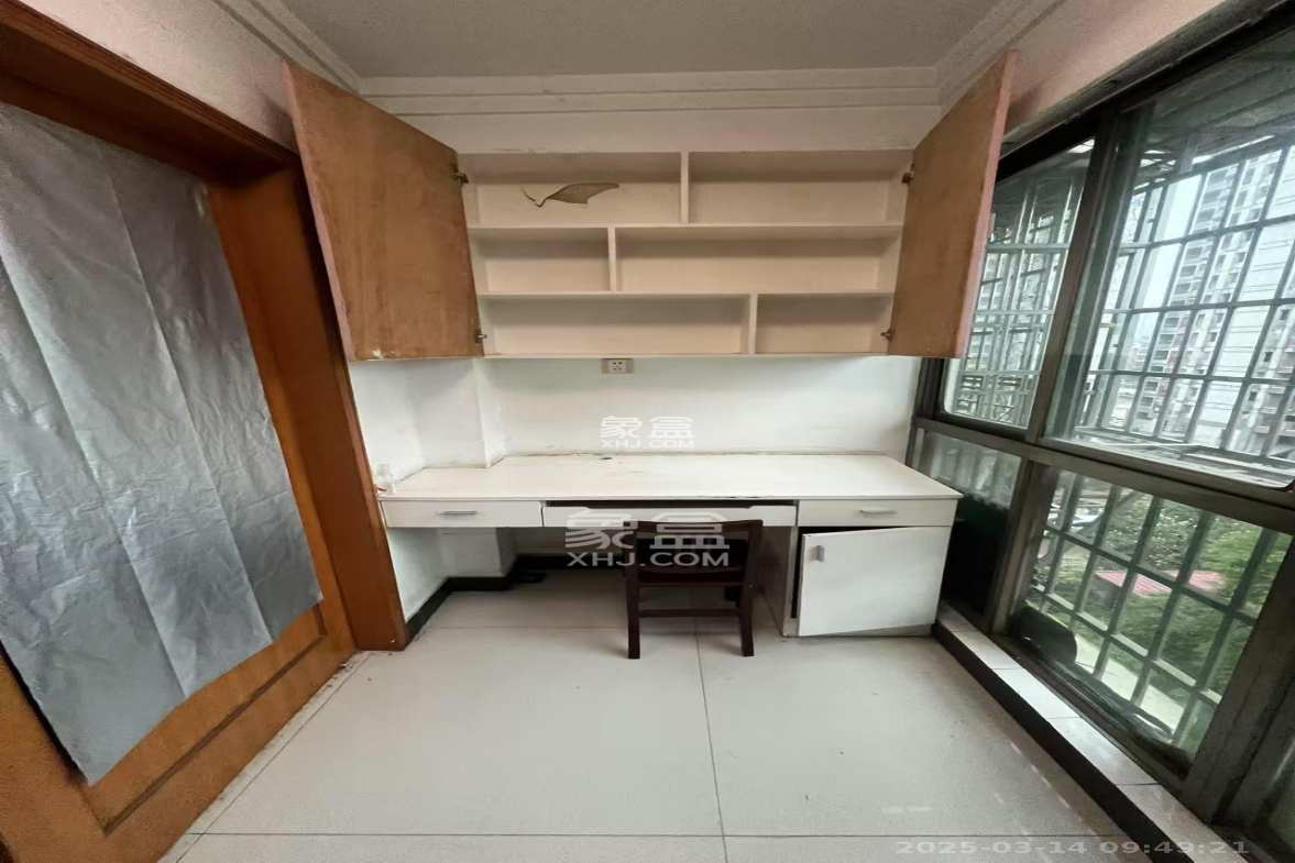 鑫湘佳园 2室1厅1卫 1800.0元/月 鑫湘佳园 2室1厅1卫 1800.0元/月室内图