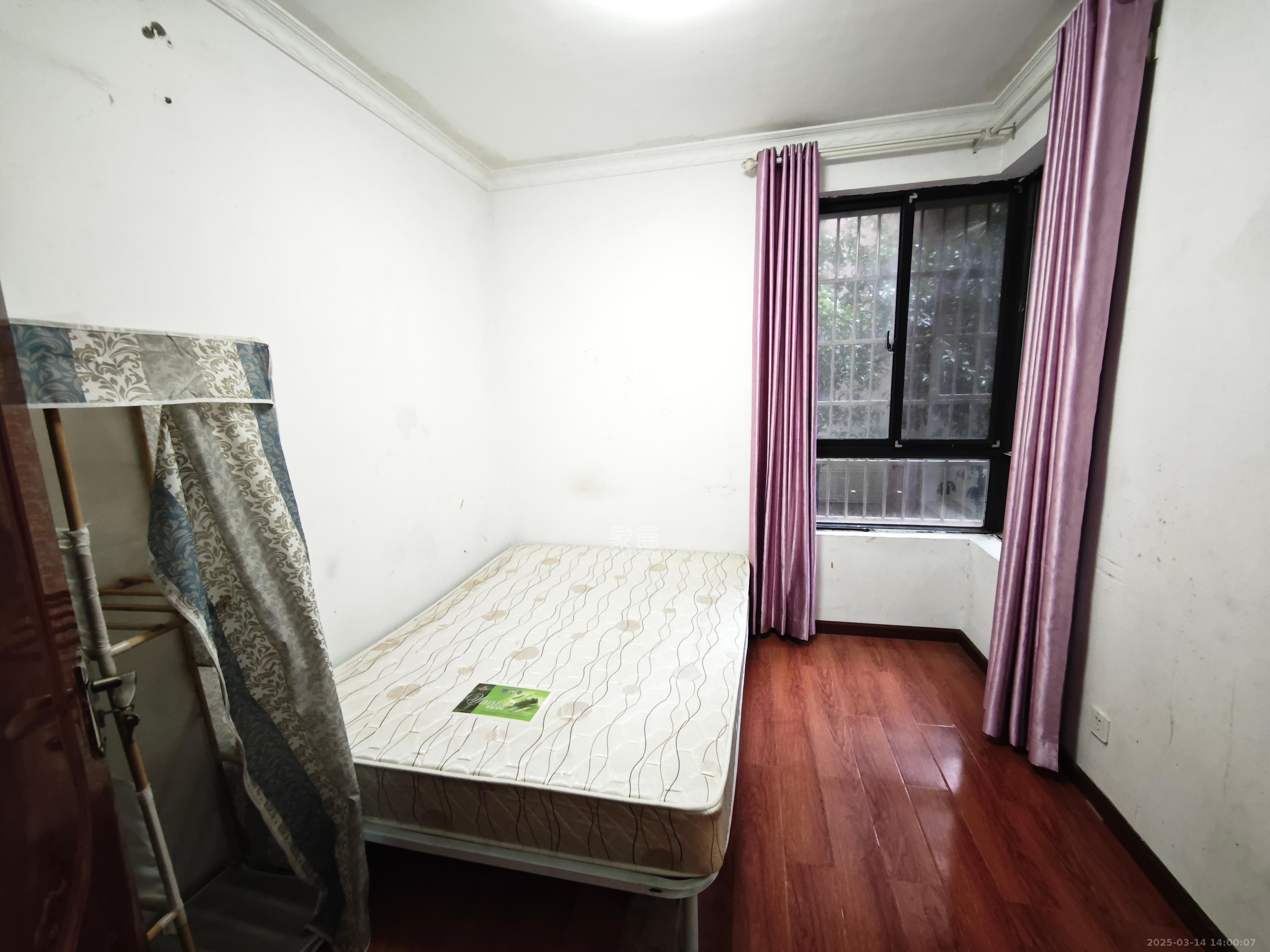 华润凤凰城一期 2室2厅1卫 1000.0元/月 华润凤凰城一期 2室2厅1卫 1000.0元/月室内图