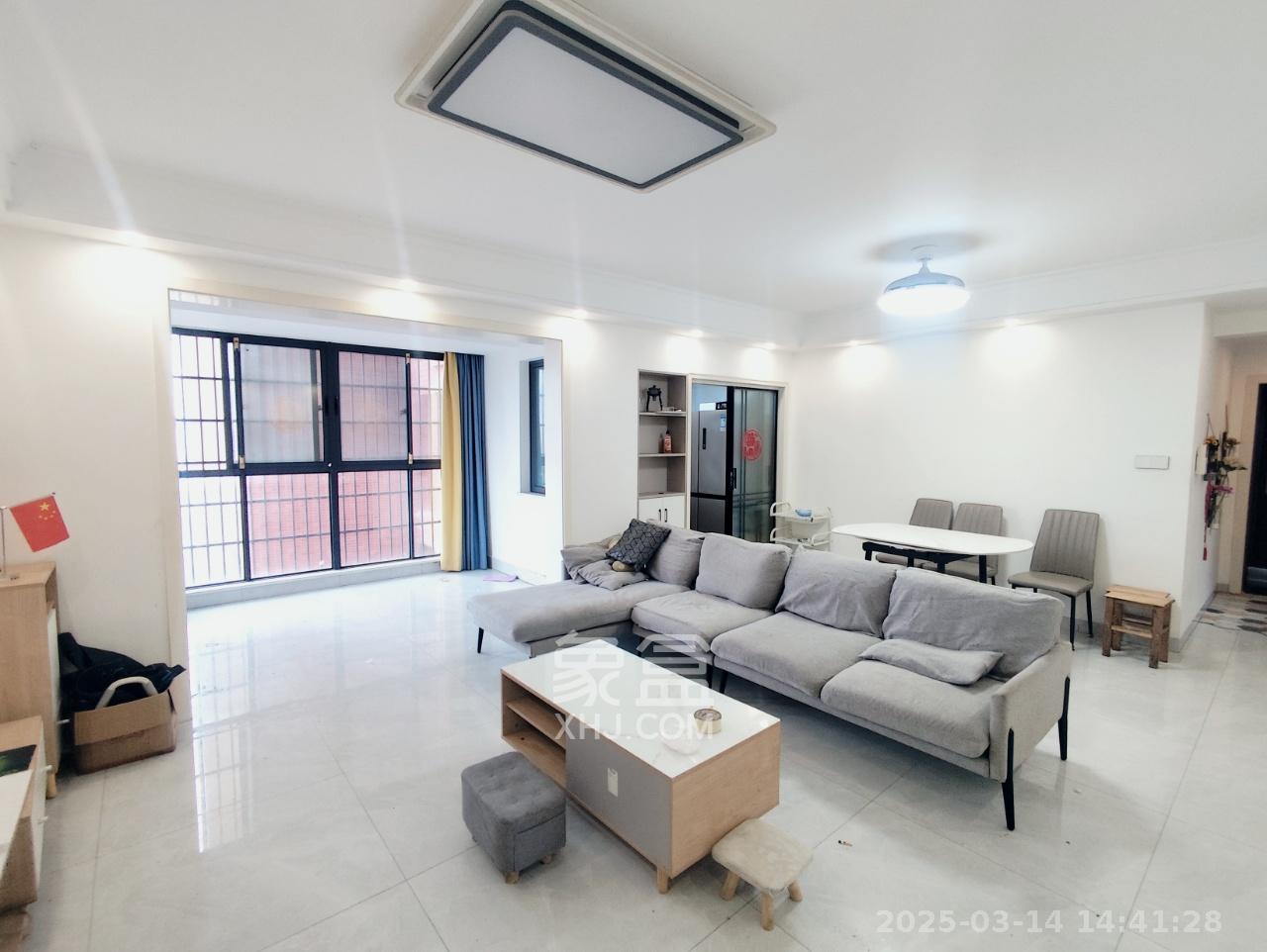 海德公园 4室2厅1卫 2700.0元/月 海德公园 4室2厅1卫 2700.0元/月室内图