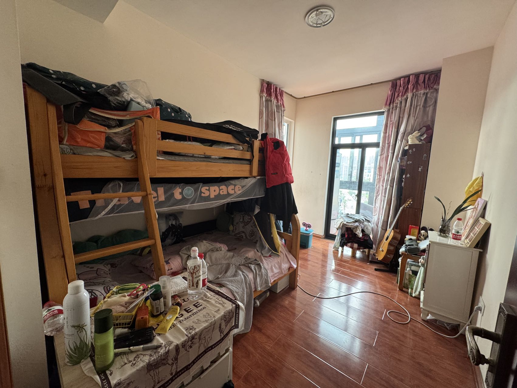 泰达天海国际  7室2厅2卫    518.0万 泰达天海国际  7室2厅2卫    518.0万室内图