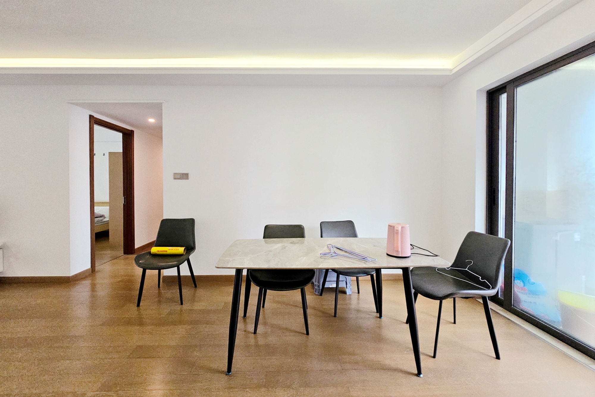 阳光城尚东湾青柠园 4室2厅2卫 130.0万 阳光城尚东湾青柠园 4室2厅2卫 130.0万客厅