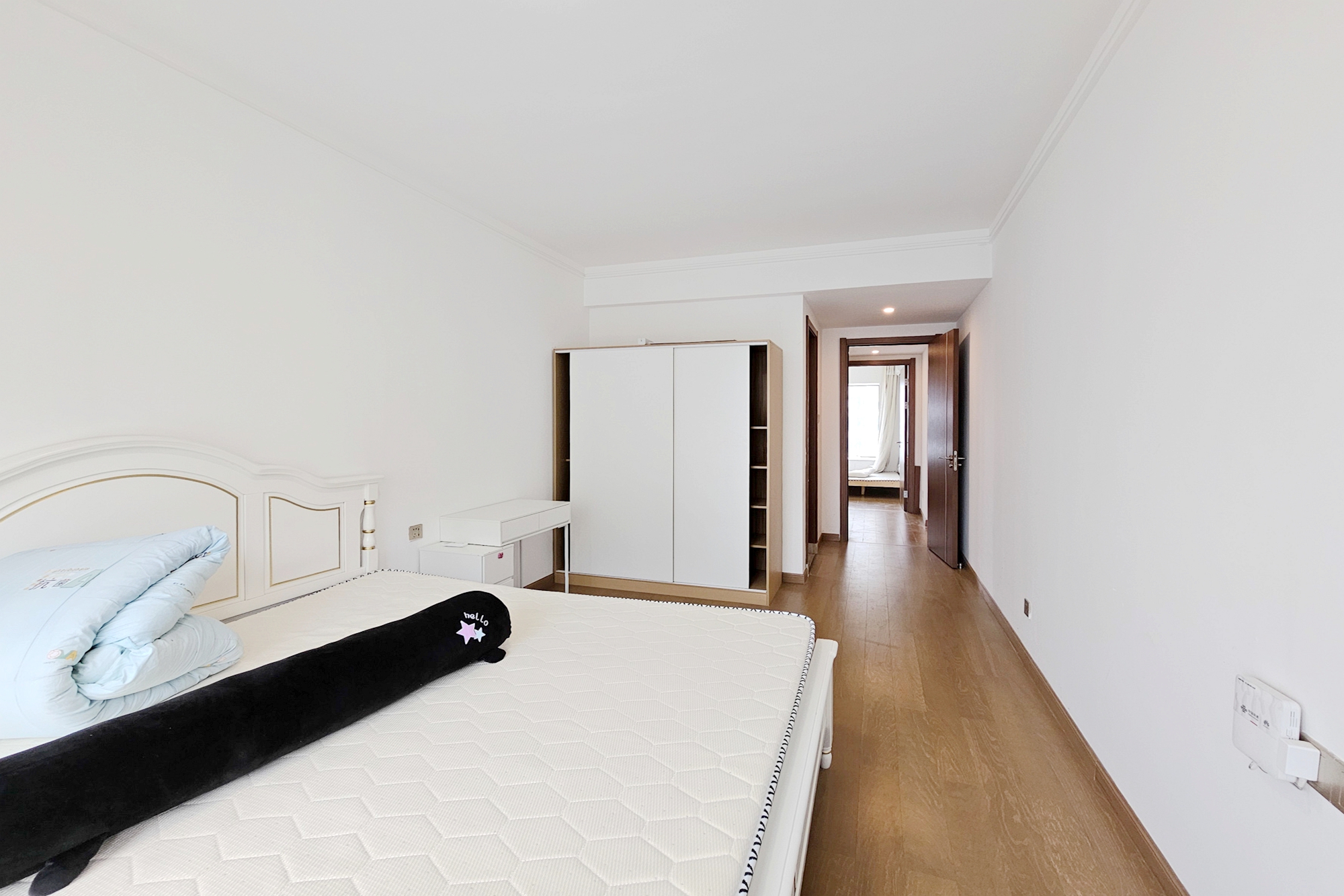 阳光城尚东湾青柠园 4室2厅2卫 130.0万 阳光城尚东湾青柠园 4室2厅2卫 130.0万卧室