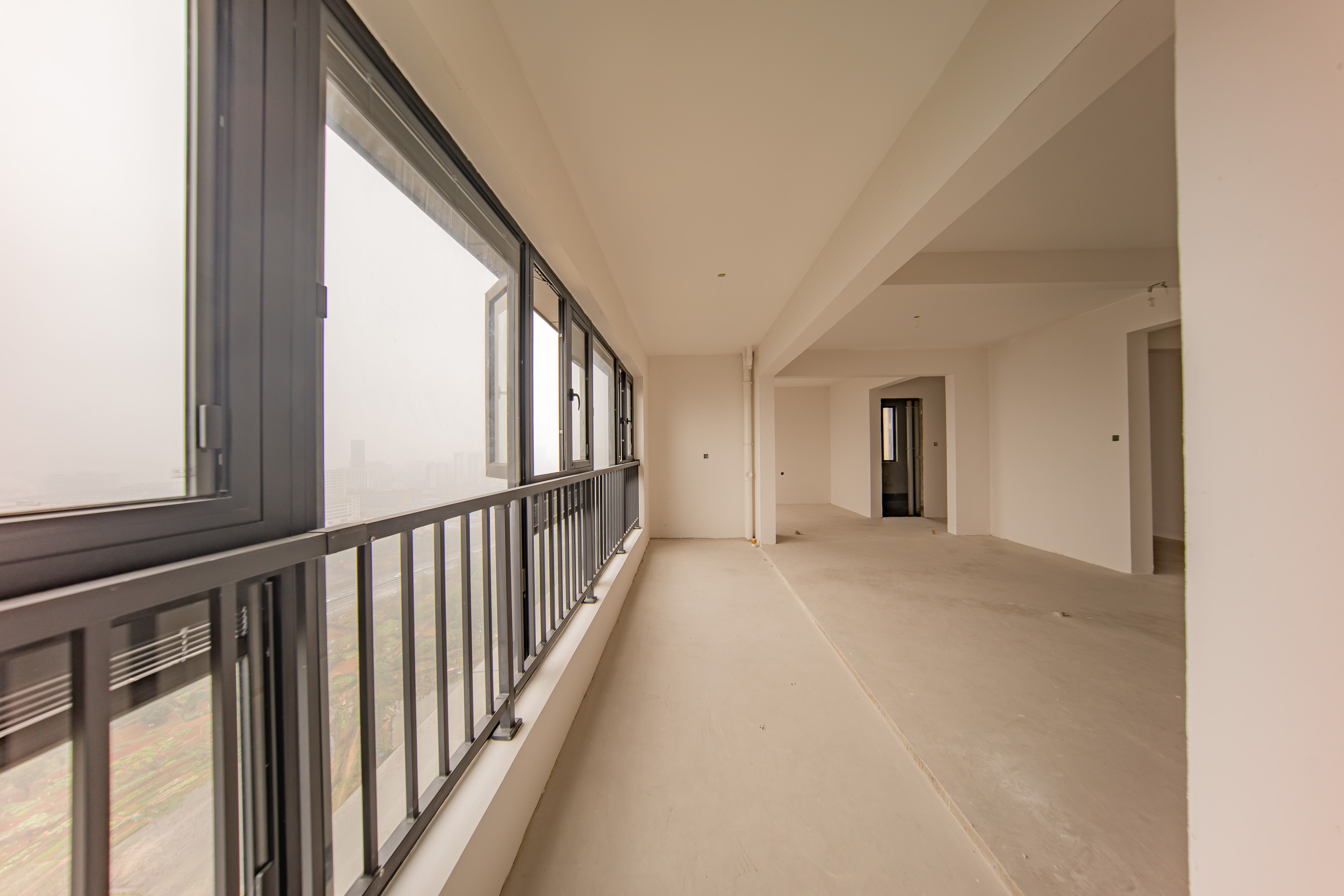 建投象山国际 4室2厅2卫 158.0万 建投象山国际 4室2厅2卫 158.0万阳台