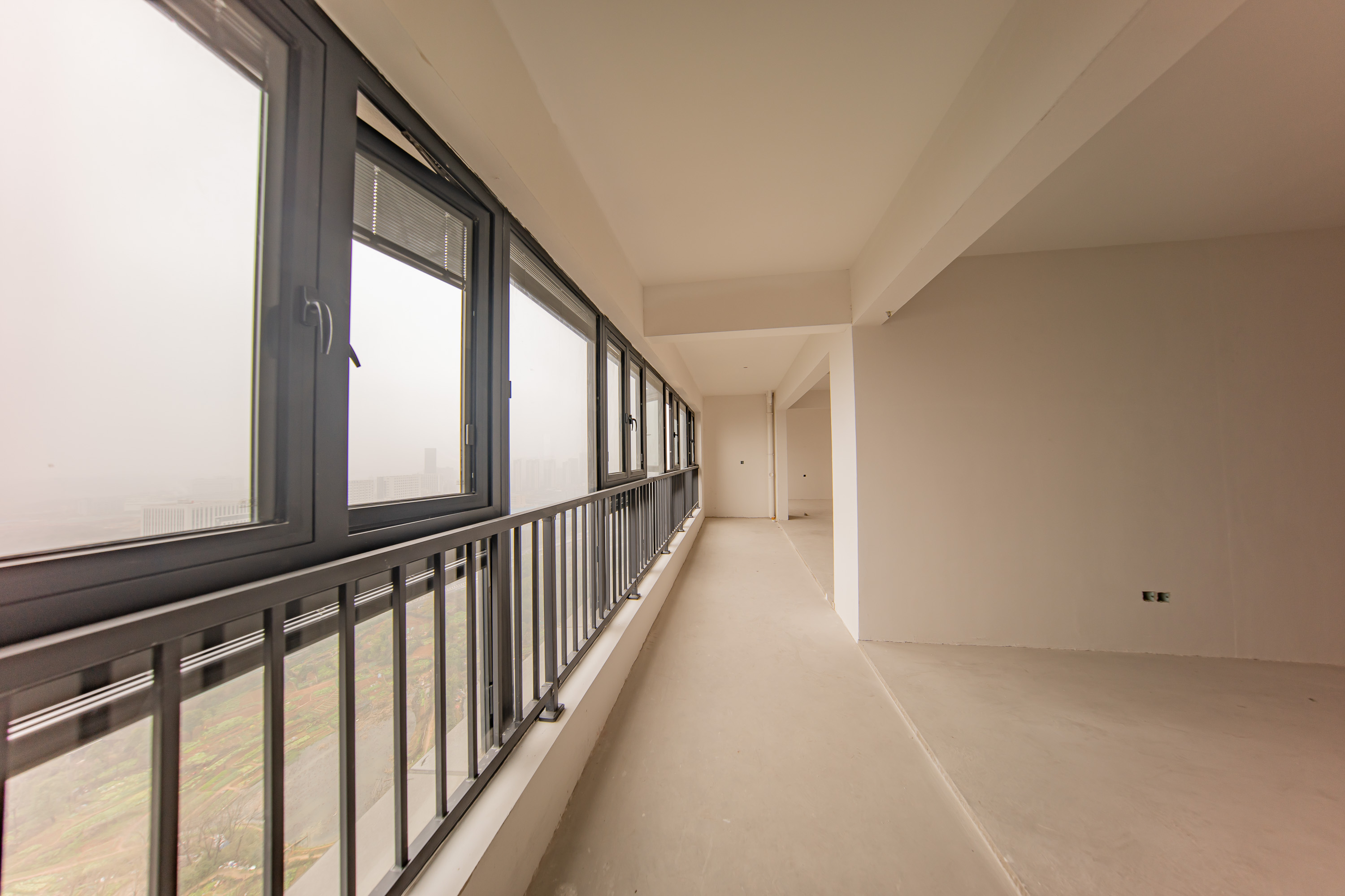 建投象山国际 4室2厅2卫 158.0万 建投象山国际 4室2厅2卫 158.0万阳台