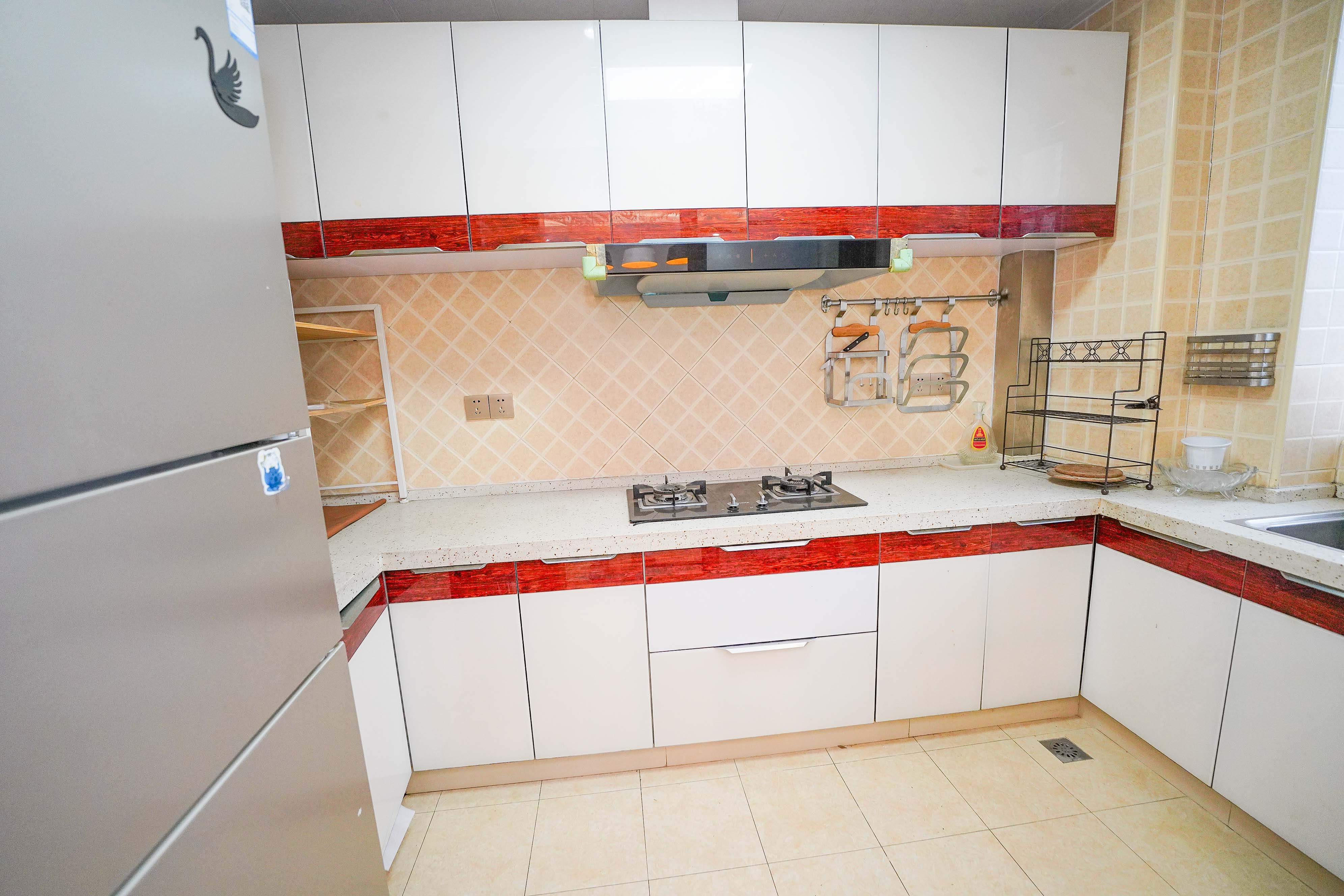 丽发新城 3室2厅2卫 99.8万 丽发新城 3室2厅2卫 99.8万其他