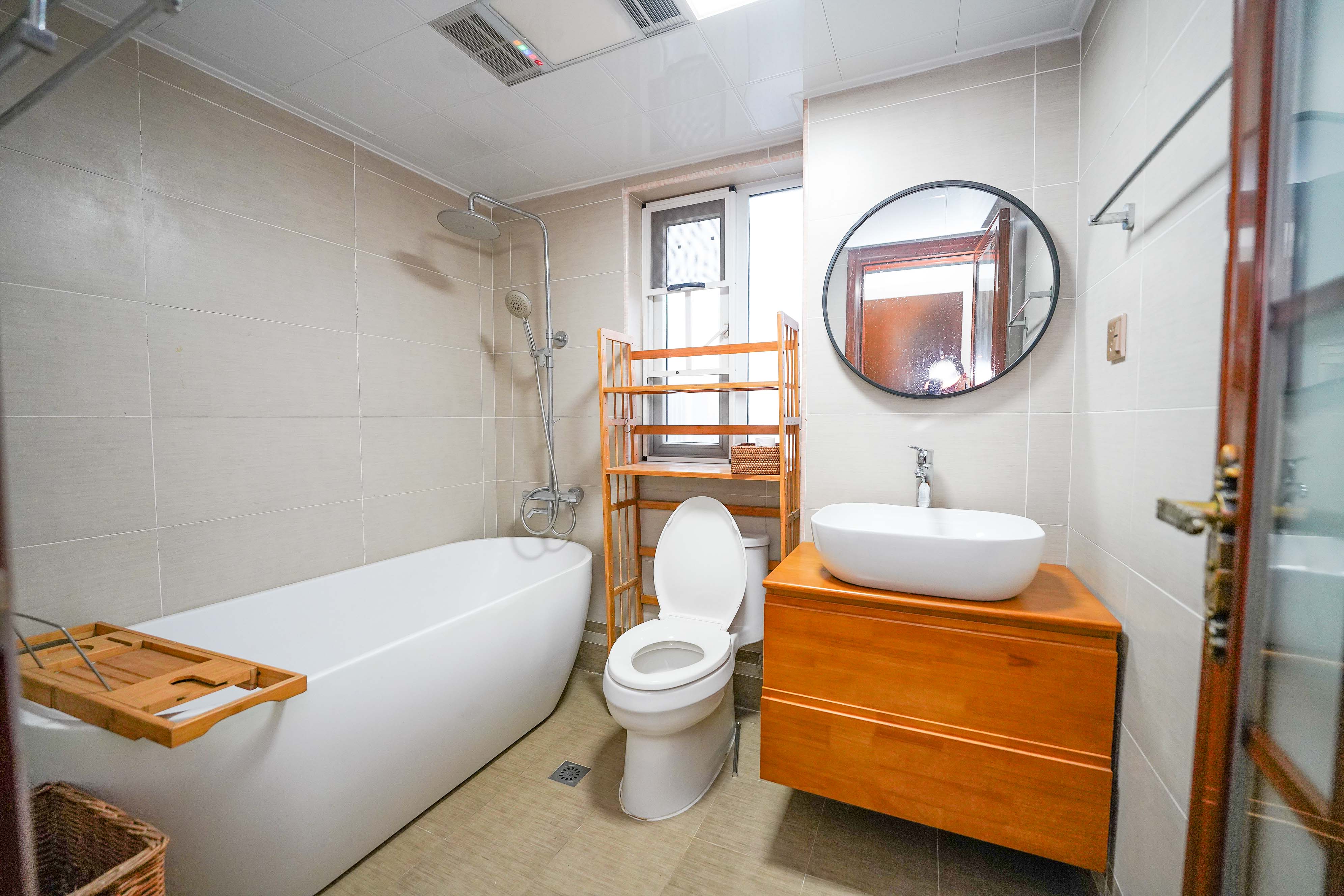 丽发新城 3室2厅2卫 99.8万 丽发新城 3室2厅2卫 99.8万卫生间