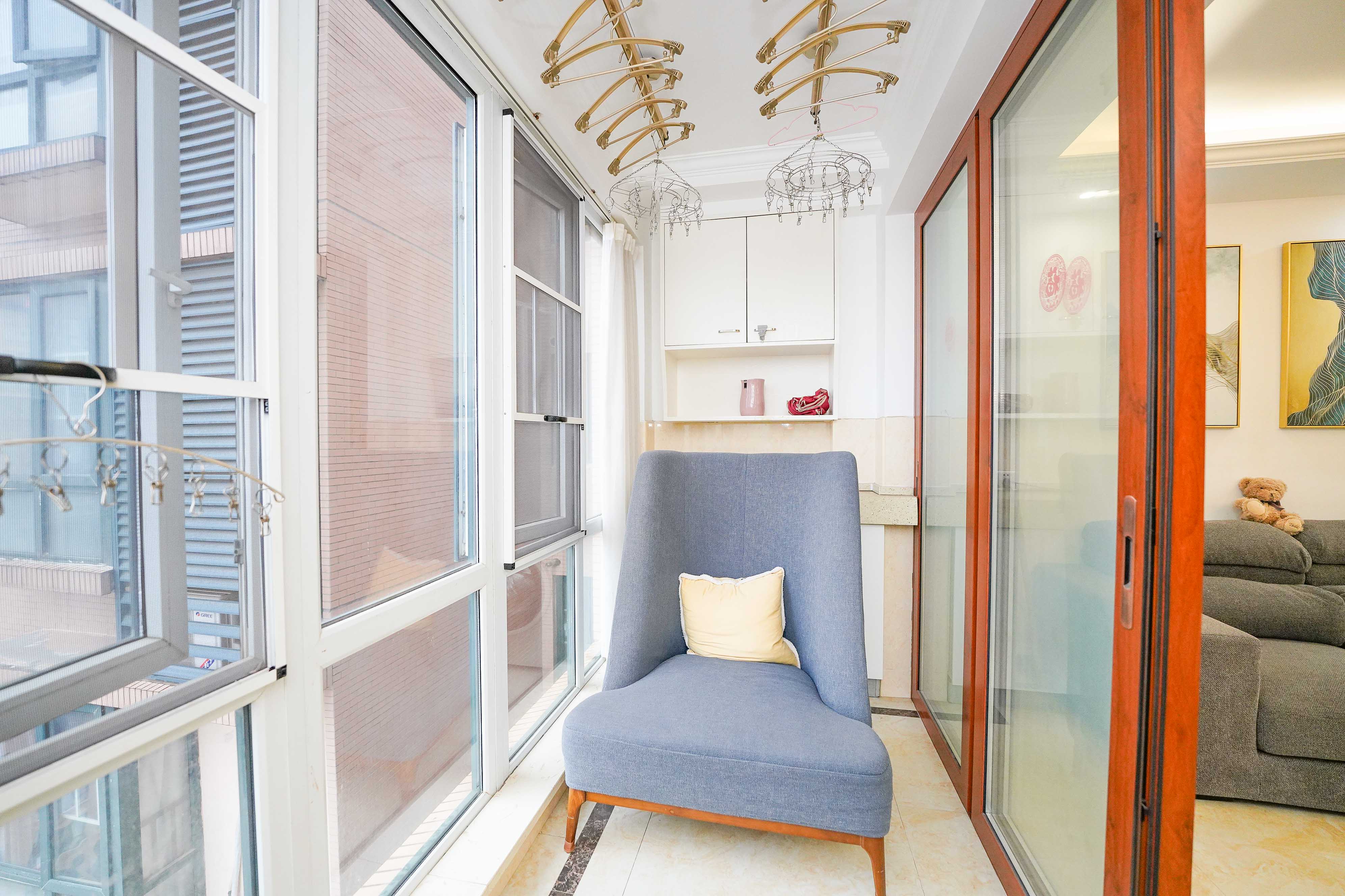 丽发新城 3室2厅2卫 99.8万 丽发新城 3室2厅2卫 99.8万其他