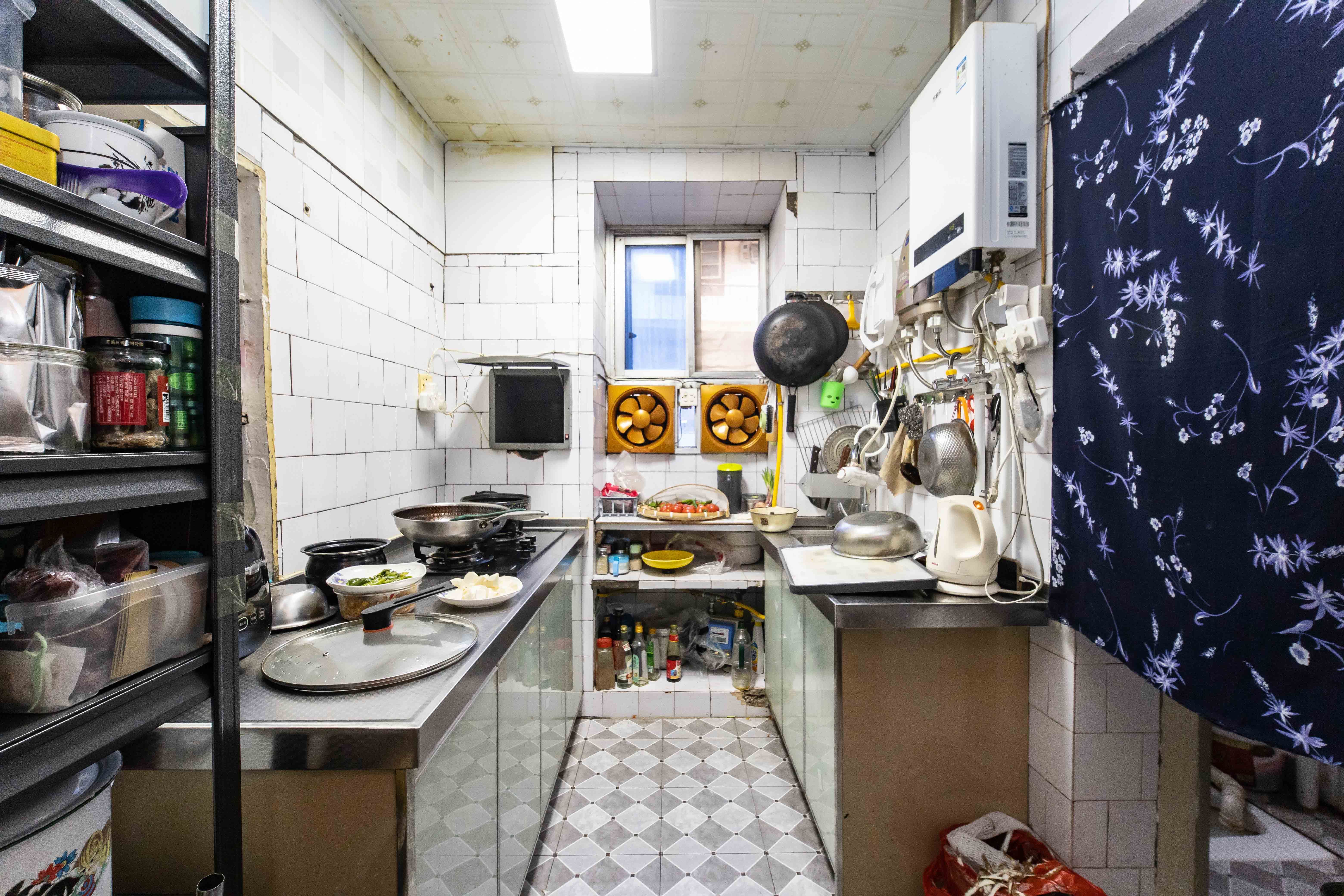 东二环黄兴医院宿舍（长峰医院宿舍、湘城医院）  3室1厅1卫    42.8万厨房