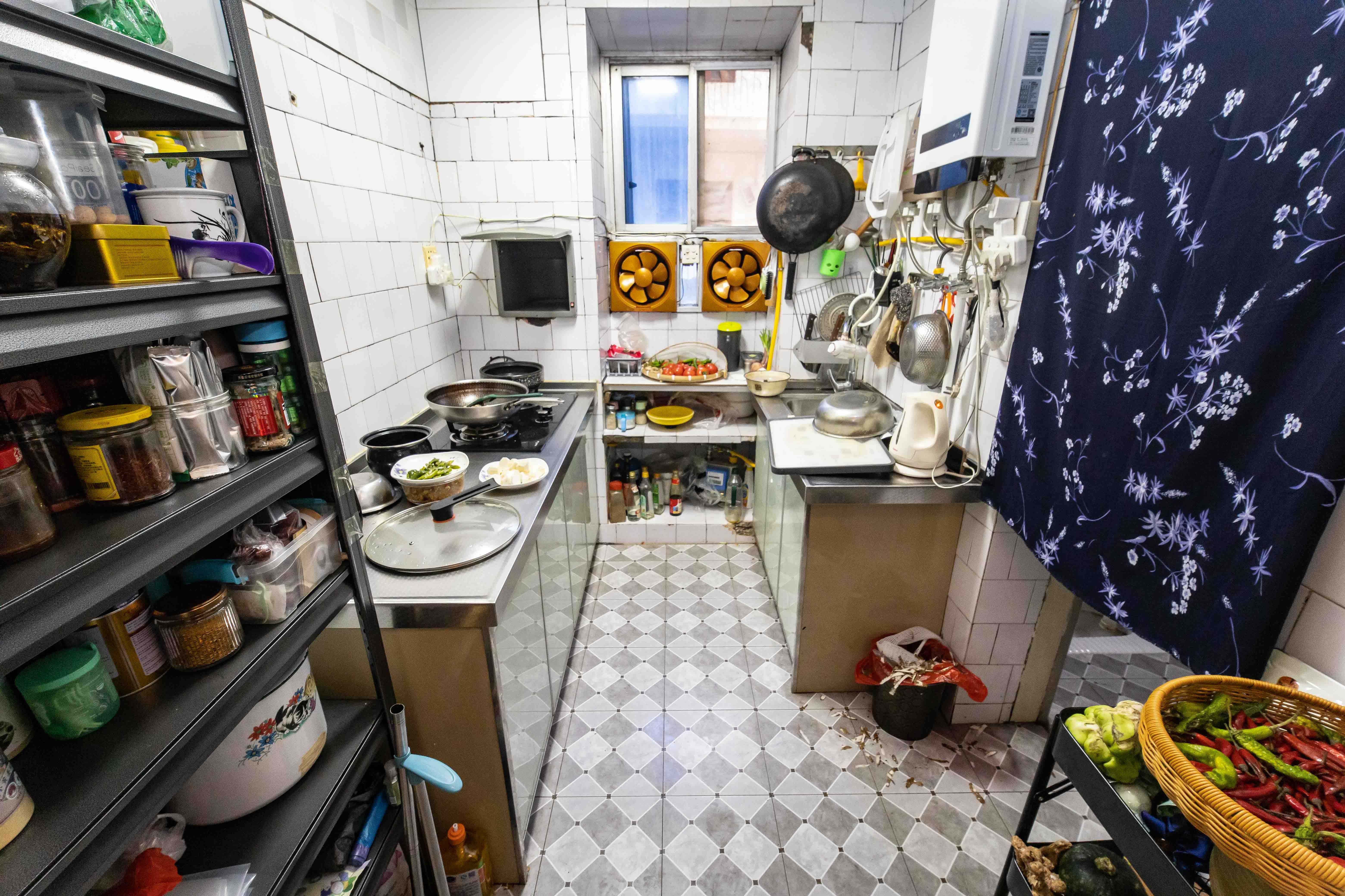 东二环黄兴医院宿舍（长峰医院宿舍、湘城医院）  3室1厅1卫    42.8万厨房