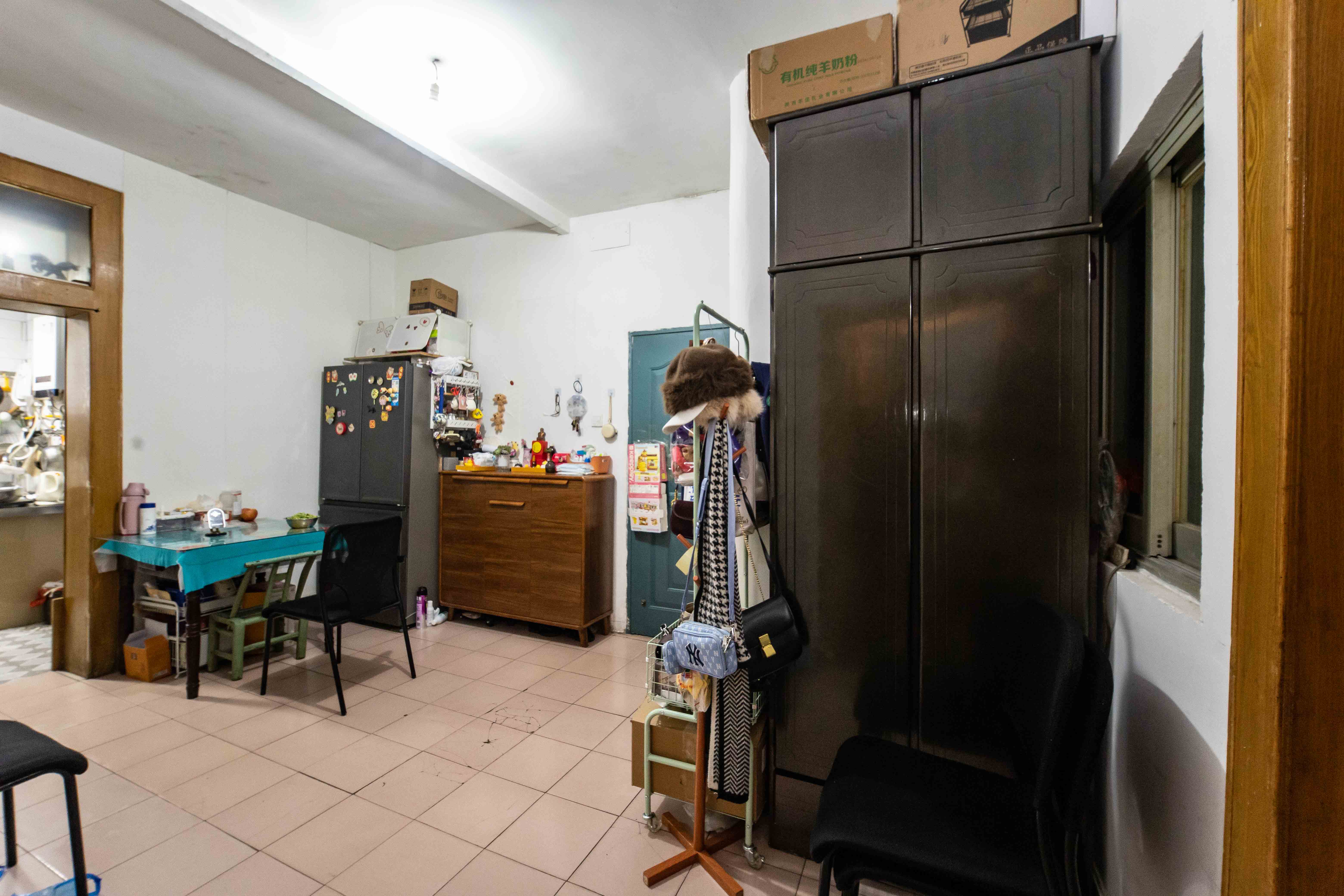 东二环黄兴医院宿舍（长峰医院宿舍、湘城医院）  3室1厅1卫    42.8万其他