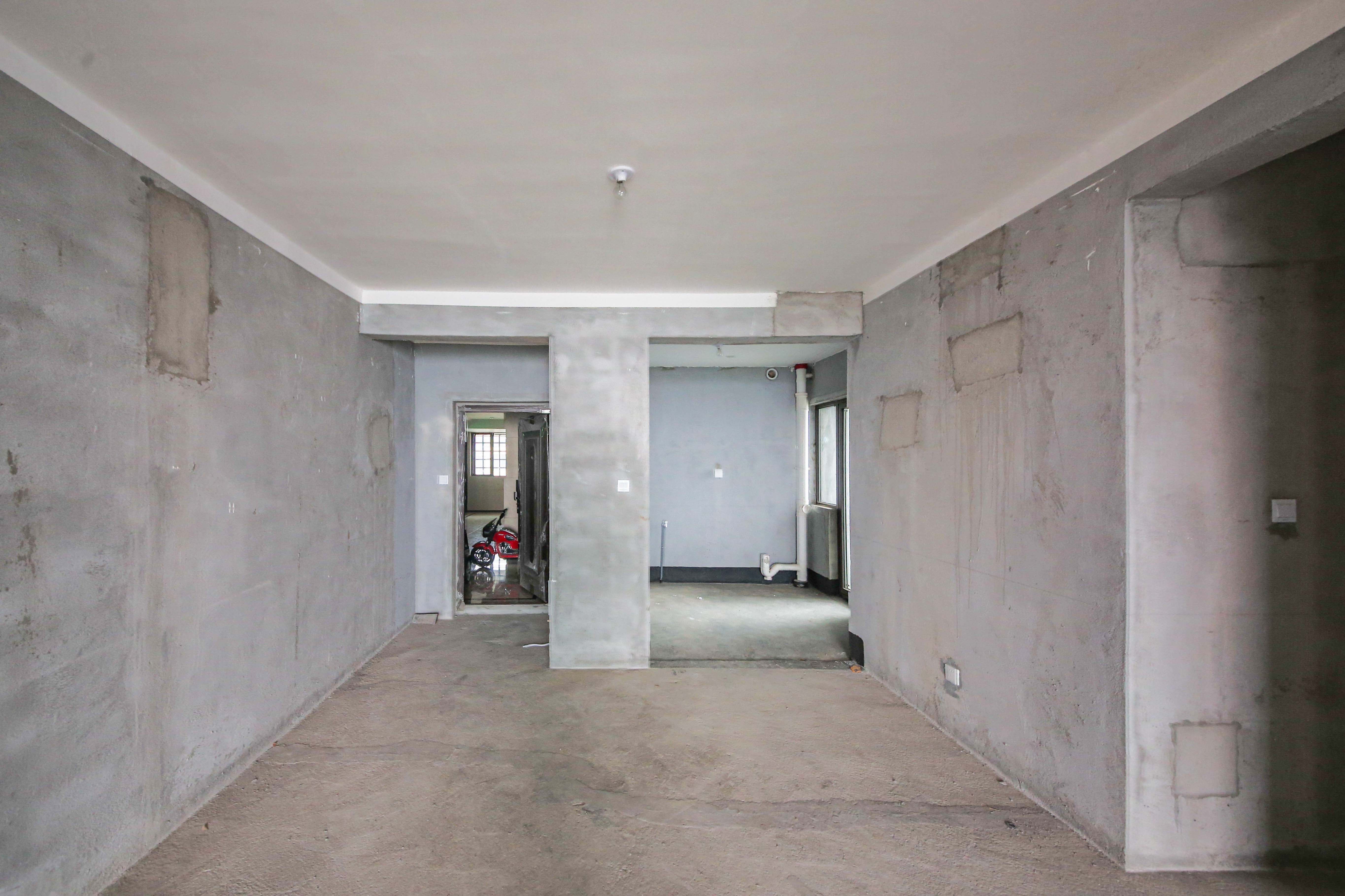 天城国际广场 3室2厅2卫 169.0万 天城国际广场 3室2厅2卫 169.0万客厅