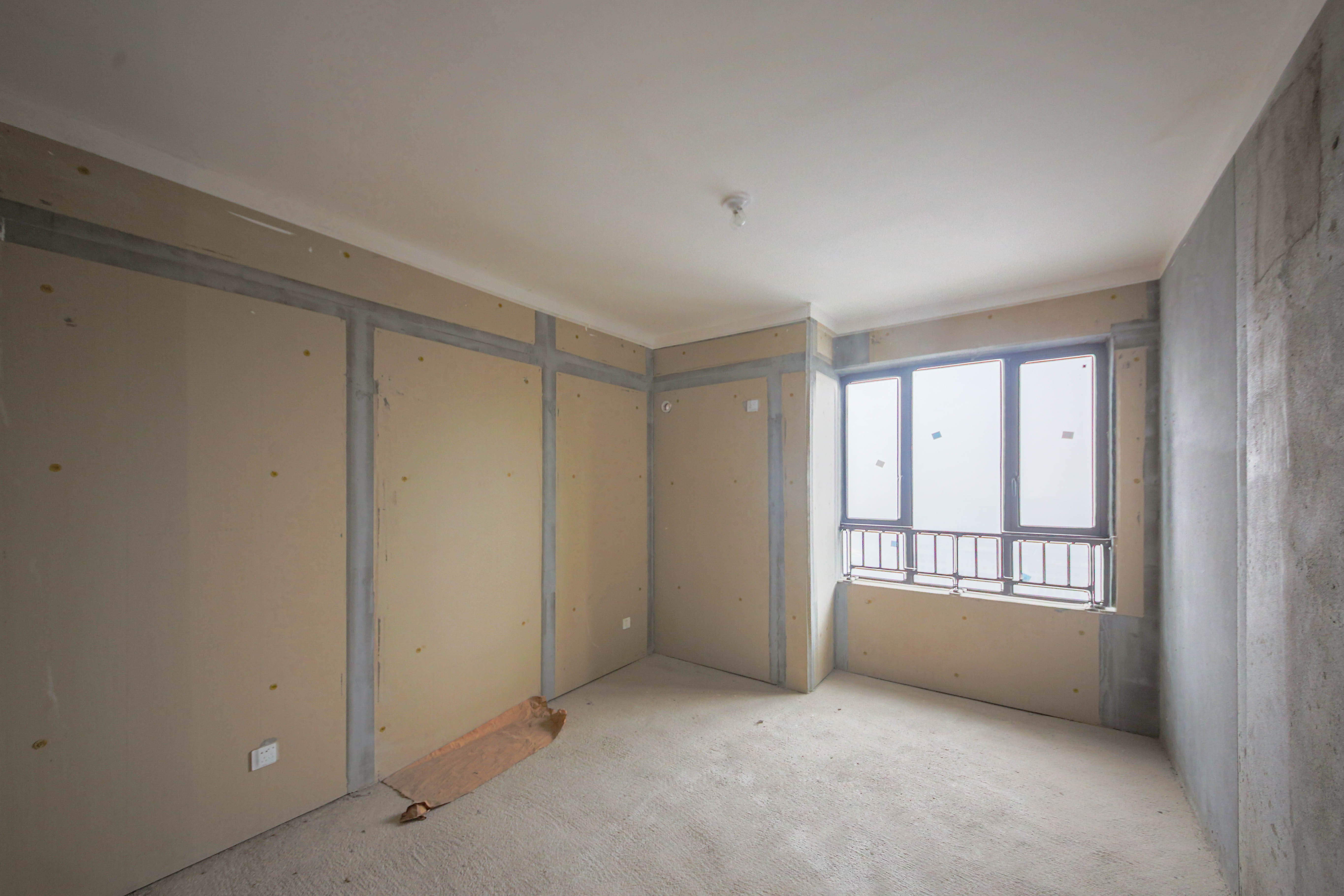 天城国际广场 3室2厅2卫 169.0万 天城国际广场 3室2厅2卫 169.0万卧室