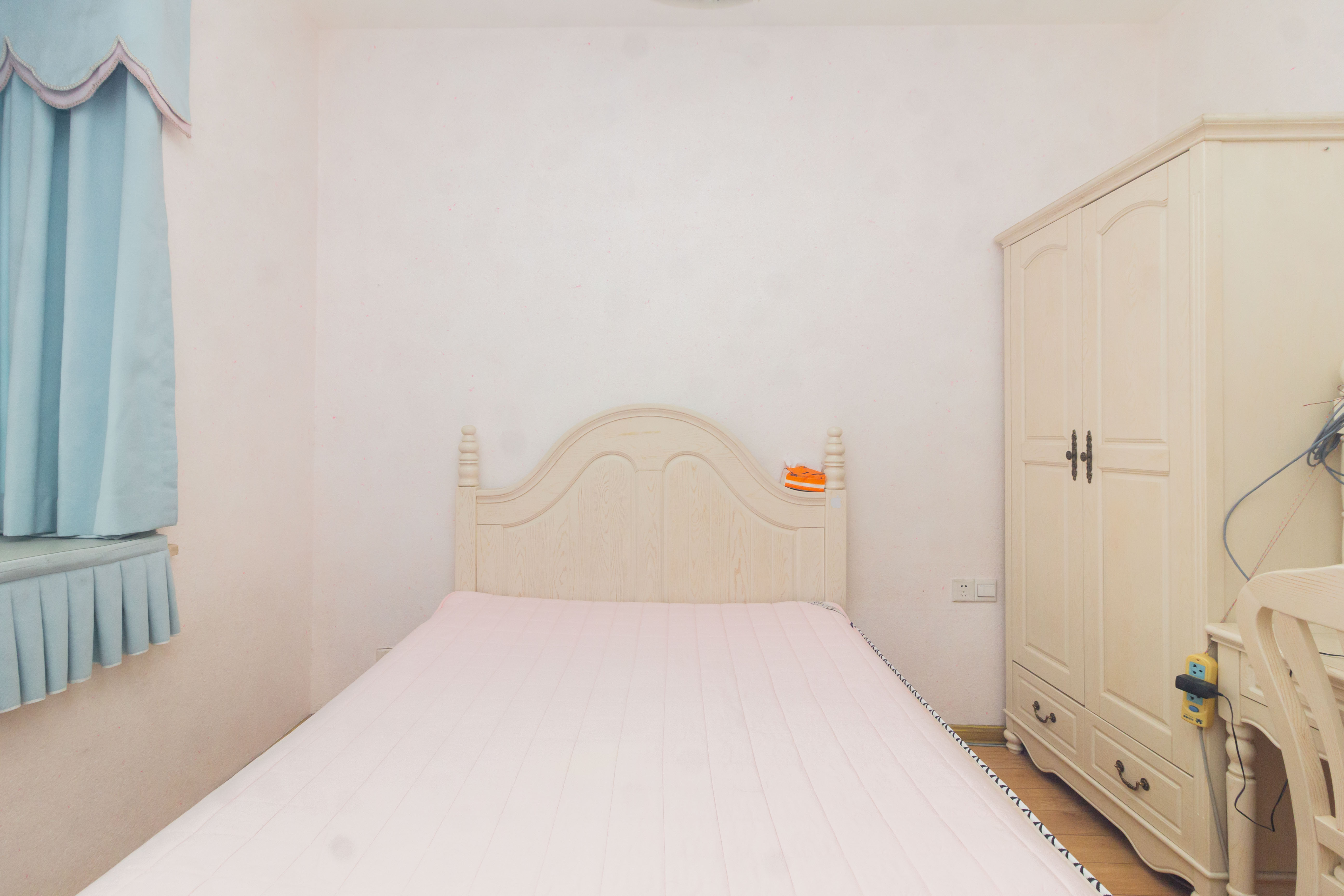 星城国际  3室2厅2卫    65.0万卧室