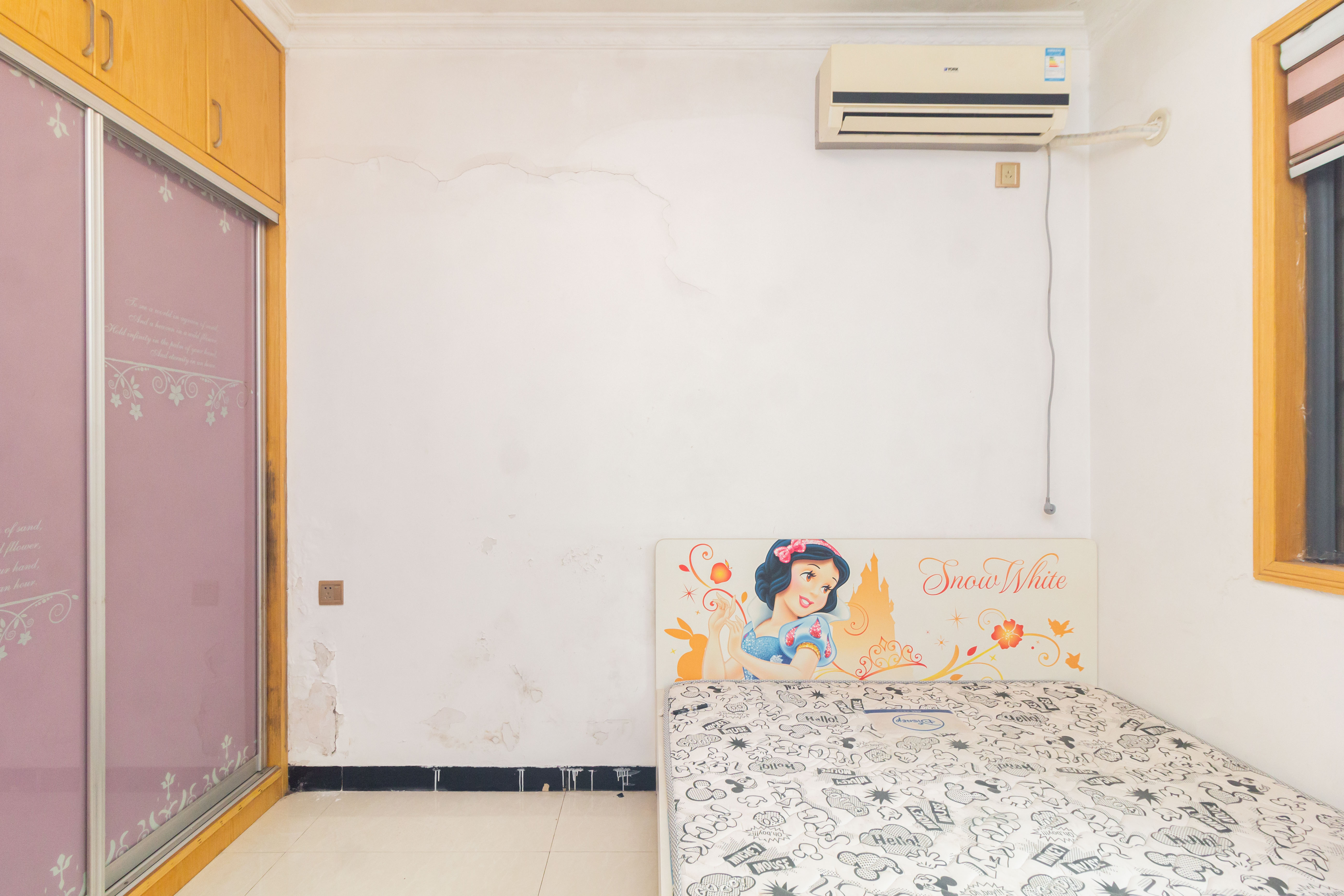 中国铁建国际城一期 3室2厅2卫 88.8万 中国铁建国际城一期 3室2厅2卫 88.8万卧室