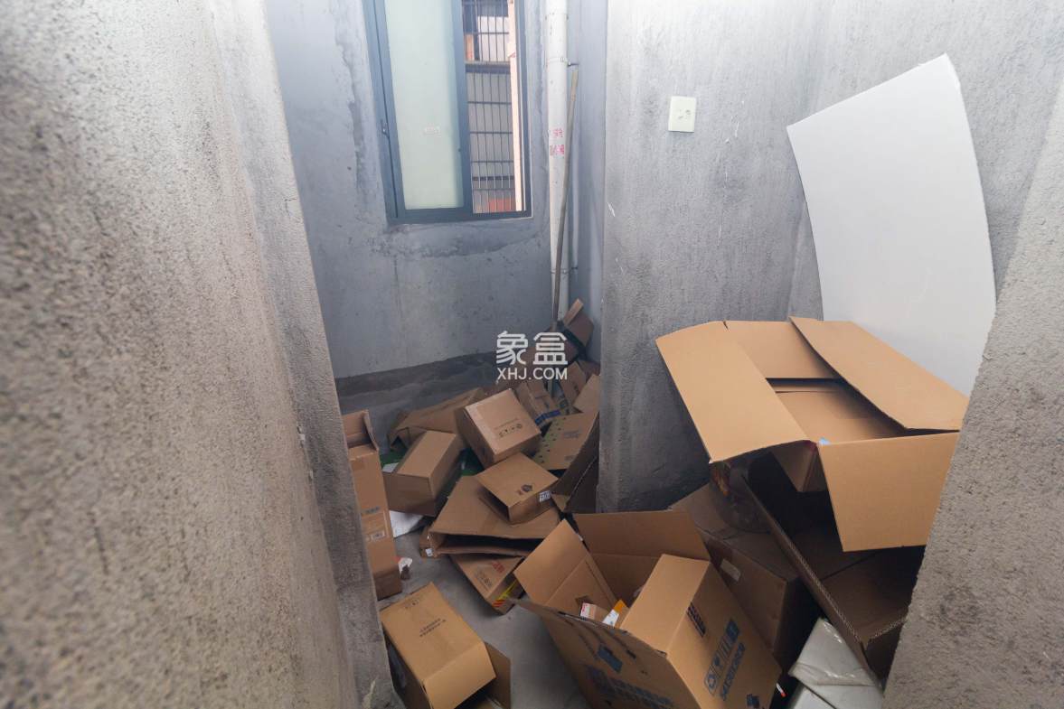 海德公园  4室2厅1卫    66.8万 海德公园  4室2厅1卫    66.8万卫生间