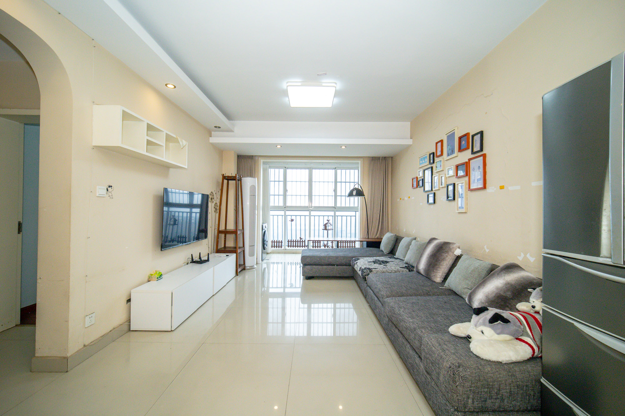 紫晶城 2室2厅1卫 52.8万 紫晶城 2室2厅1卫 52.8万客厅